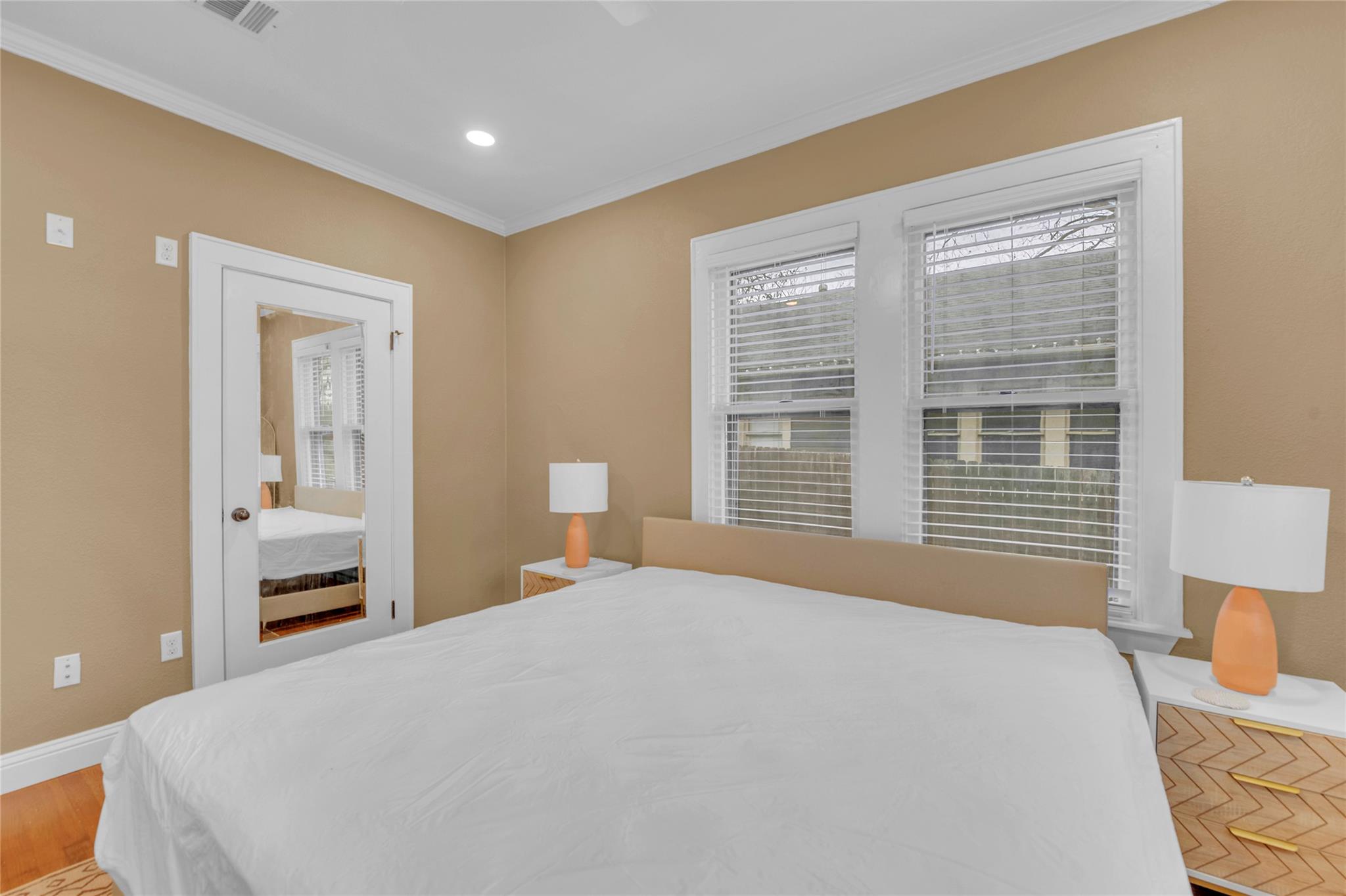 2712 E 22nd St, Austin, TX 78722