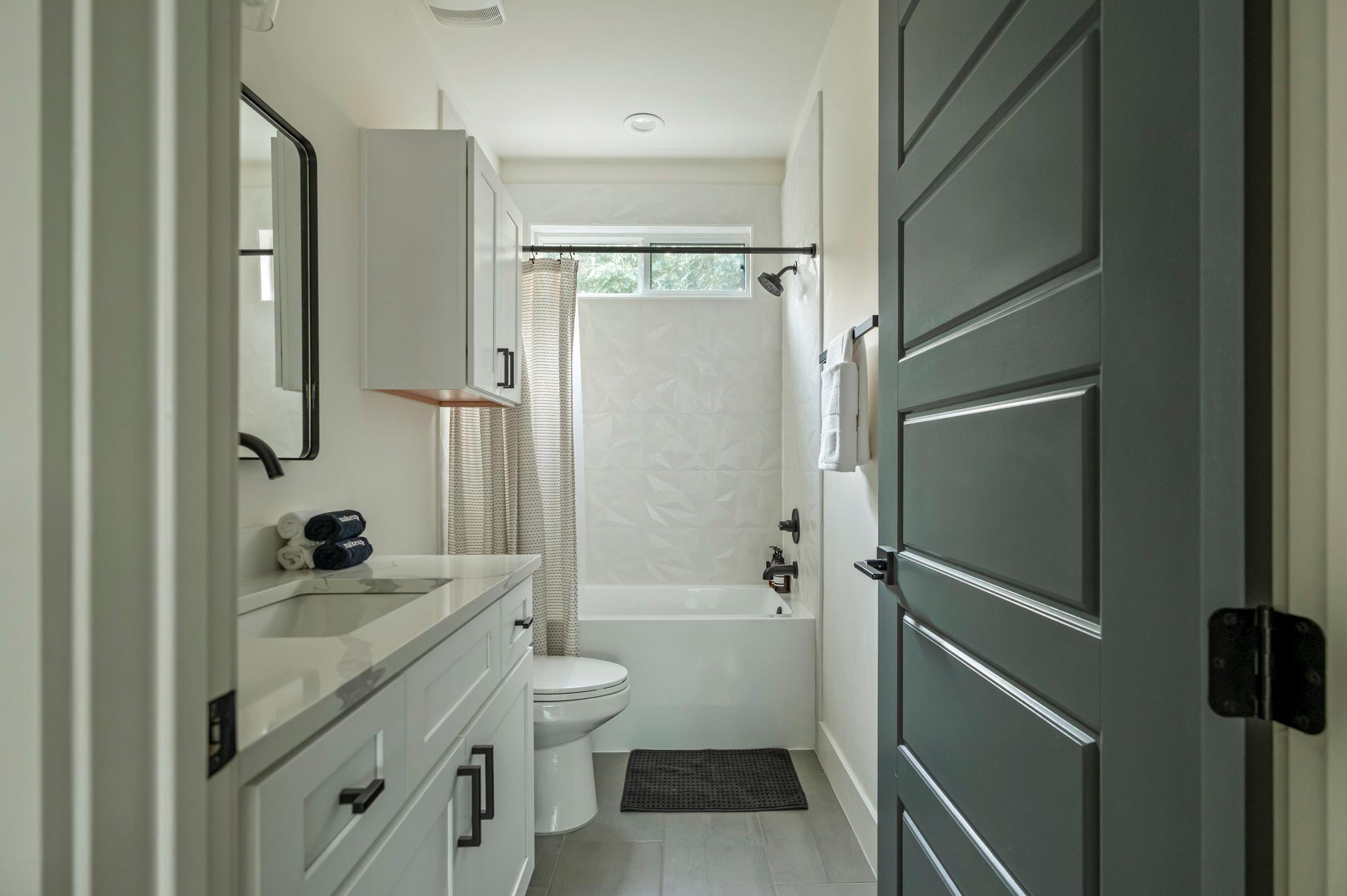 1309 Bob Harrison St, Austin, TX 78702