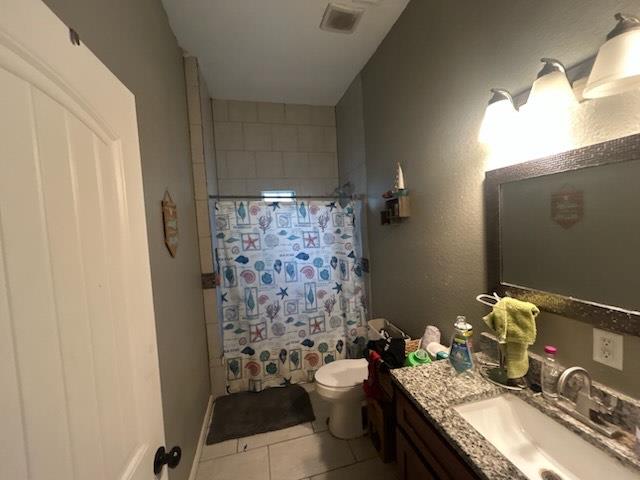 3907 Waterwood Pass Dr, Elmendorf, TX 78112