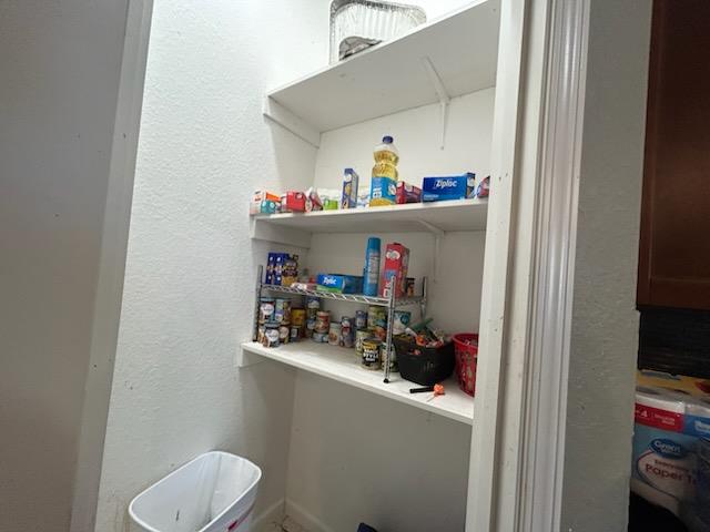 3907 Waterwood Pass Dr, Elmendorf, TX 78112