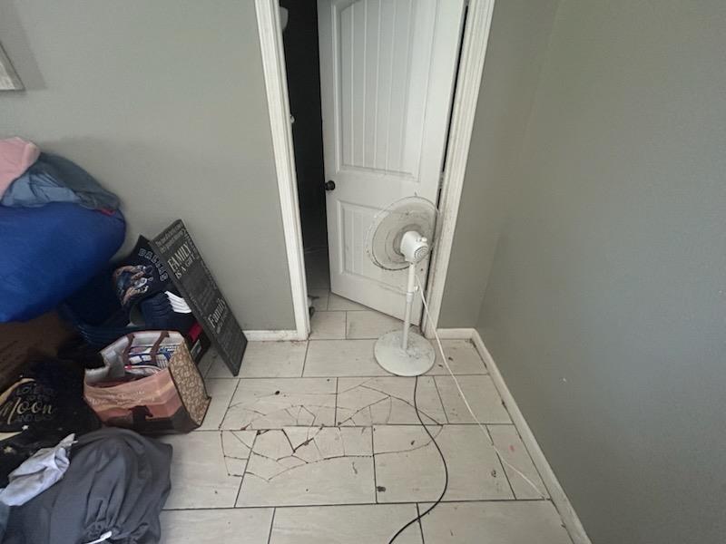 3907 Waterwood Pass Dr, Elmendorf, TX 78112