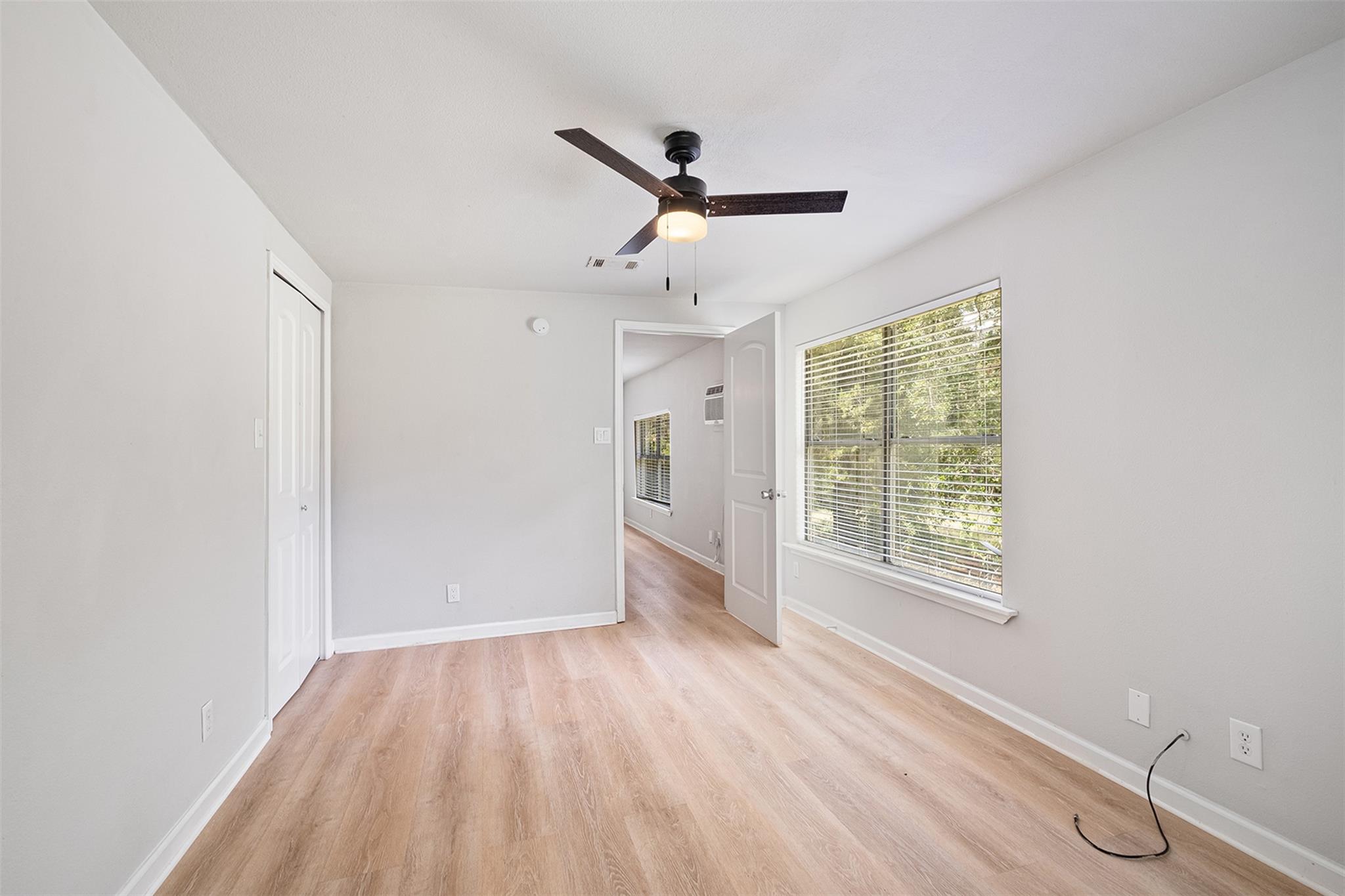 143 Old Piney Trl # B, Paige, TX 78659