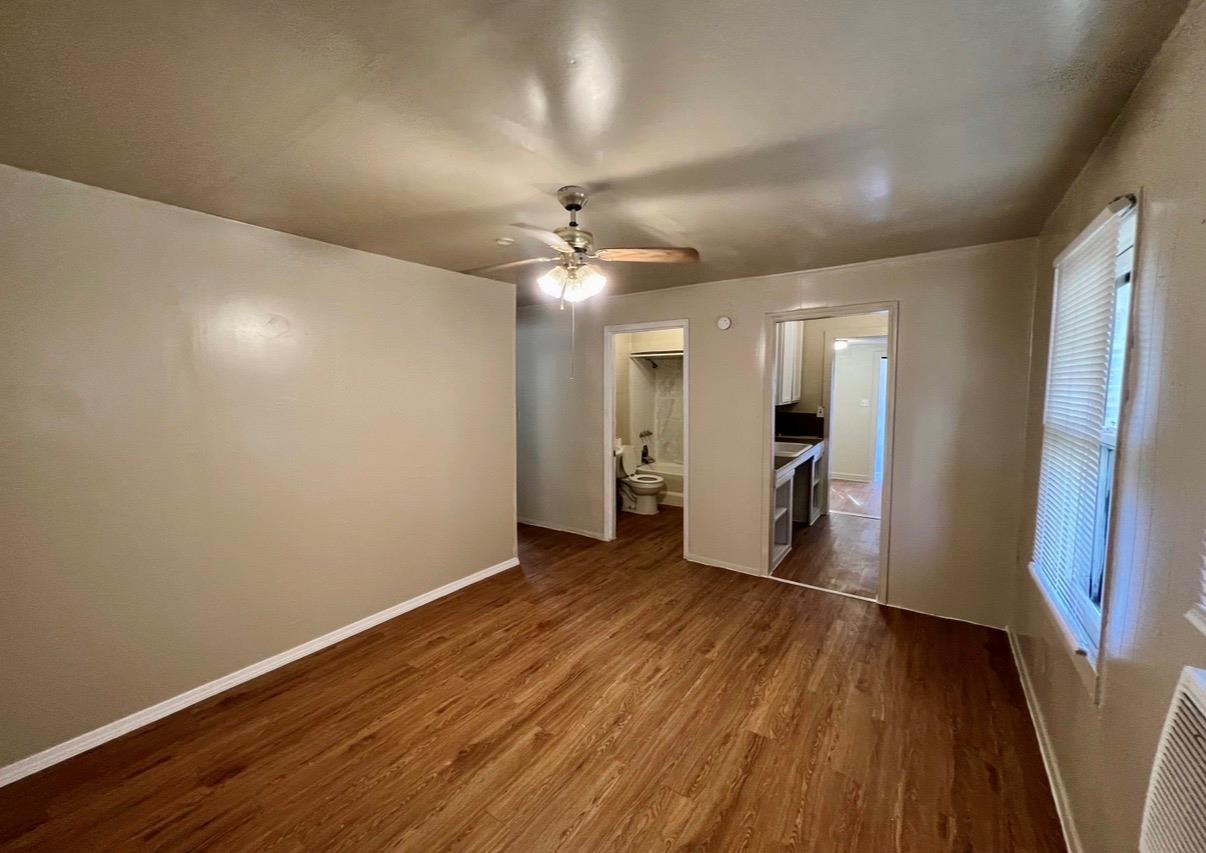 514 Ruddy St # A, Lockhart, TX 78644