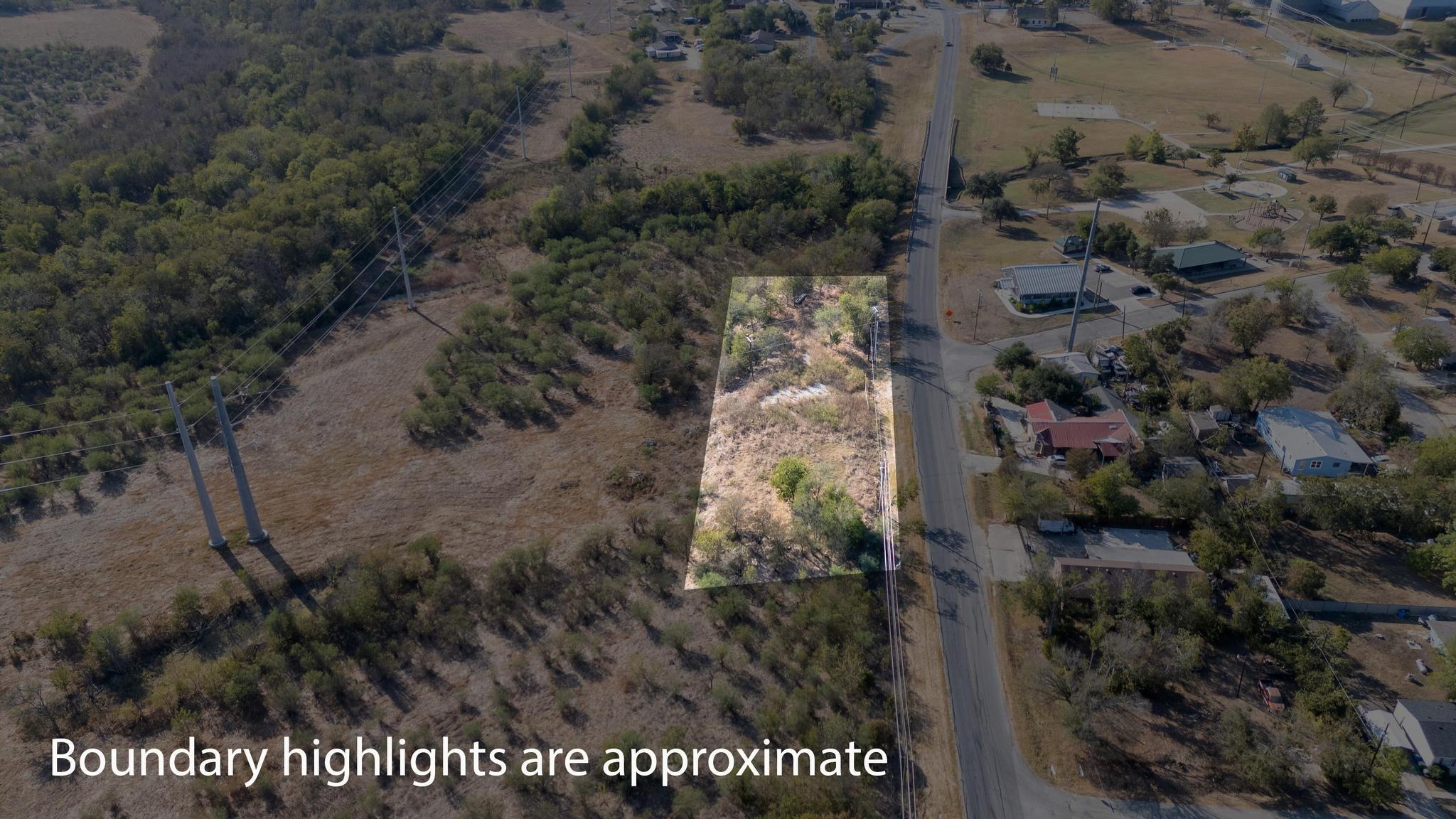 1104 E Martin Luther King Jr Blvd, Taylor, TX 76574