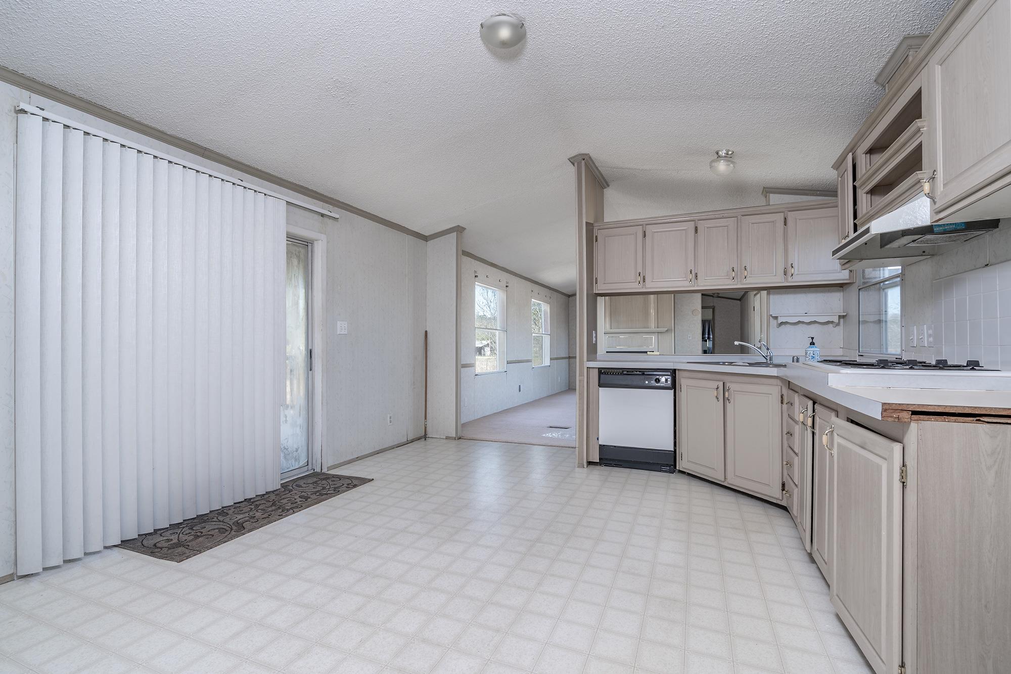 138 River Rd, Liberty Hill, TX 78642