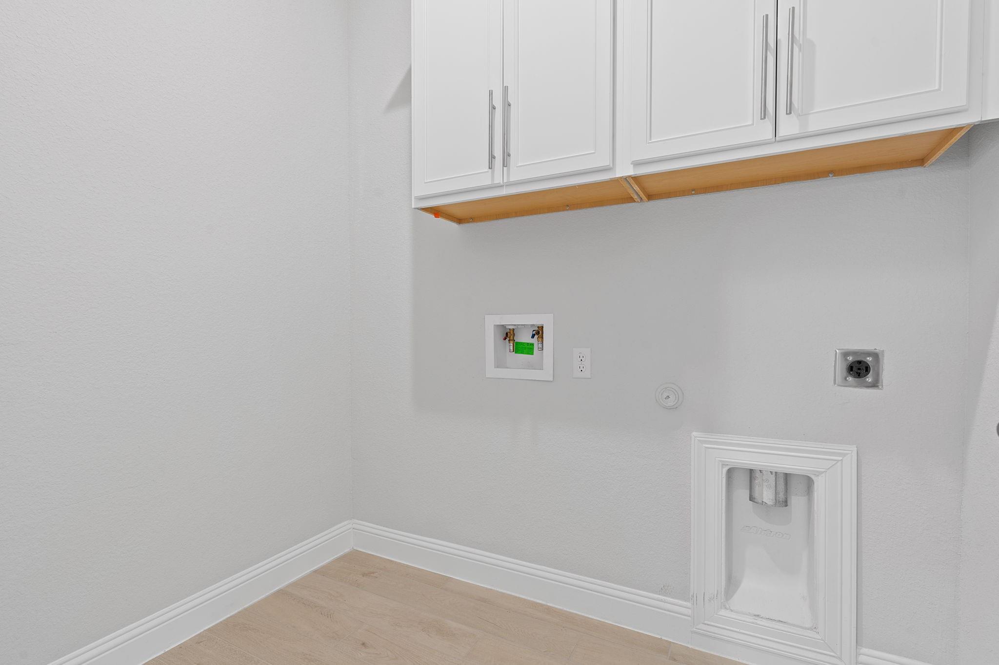 102 Majestic Arroyo Way, Lakeway, TX 78738