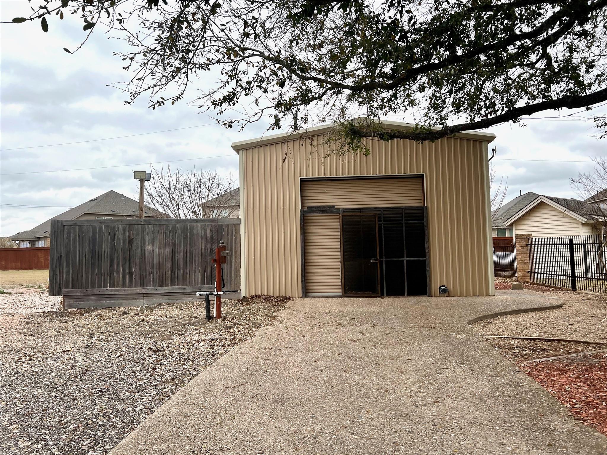 18317 W Colorado Sand Dr, Pflugerville, TX 78660