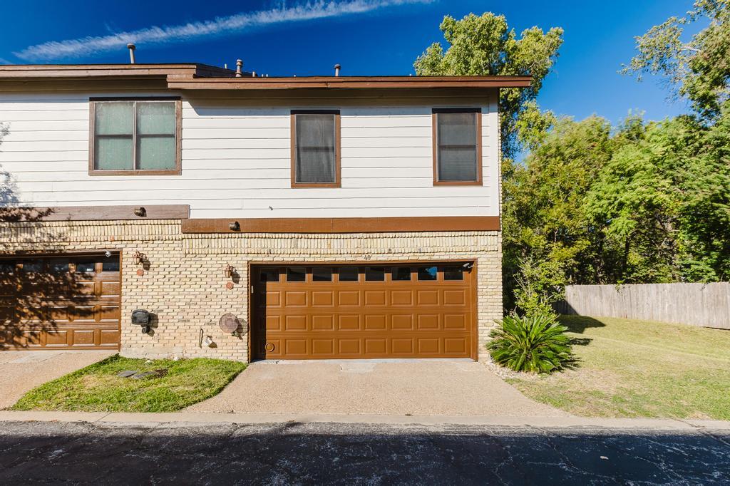 10819 Crown Colony Dr # 40, Austin, TX 78747