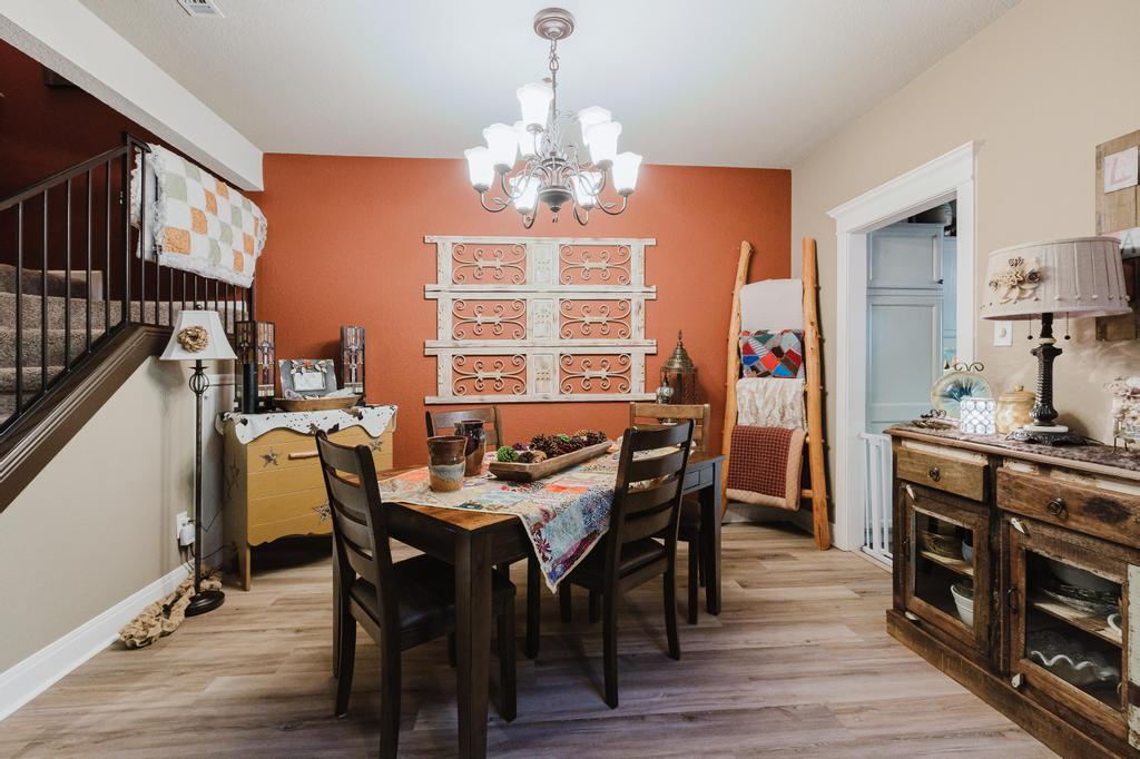 10819 Crown Colony Dr # 40, Austin, TX 78747