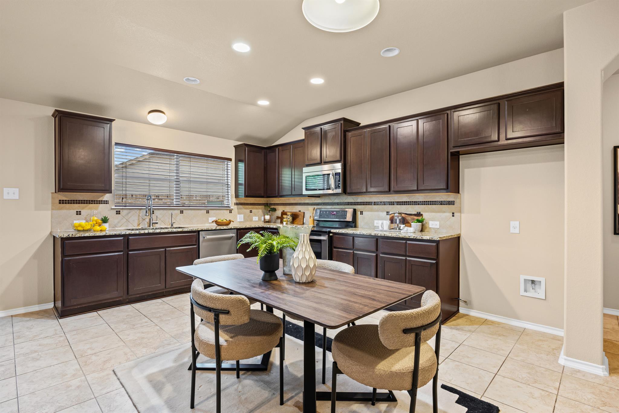 264 Serene Holw, Buda, TX 78610