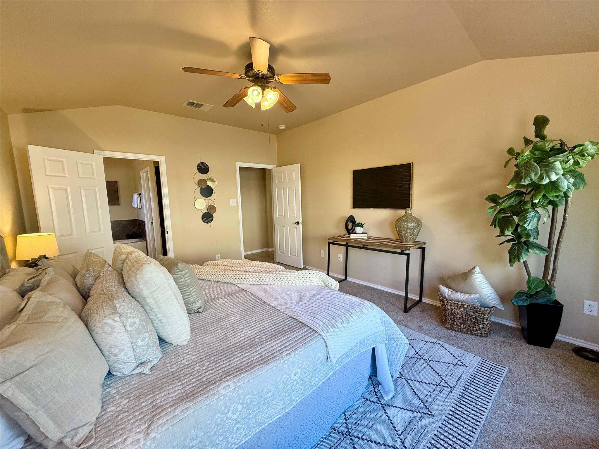 264 Serene Holw, Buda, TX 78610