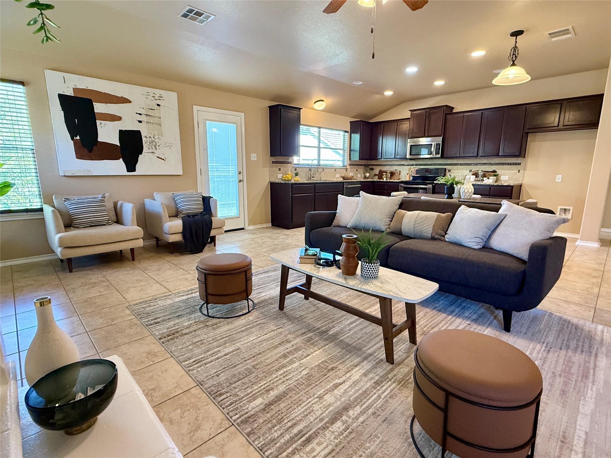 264 Serene Holw, Buda, TX 78610