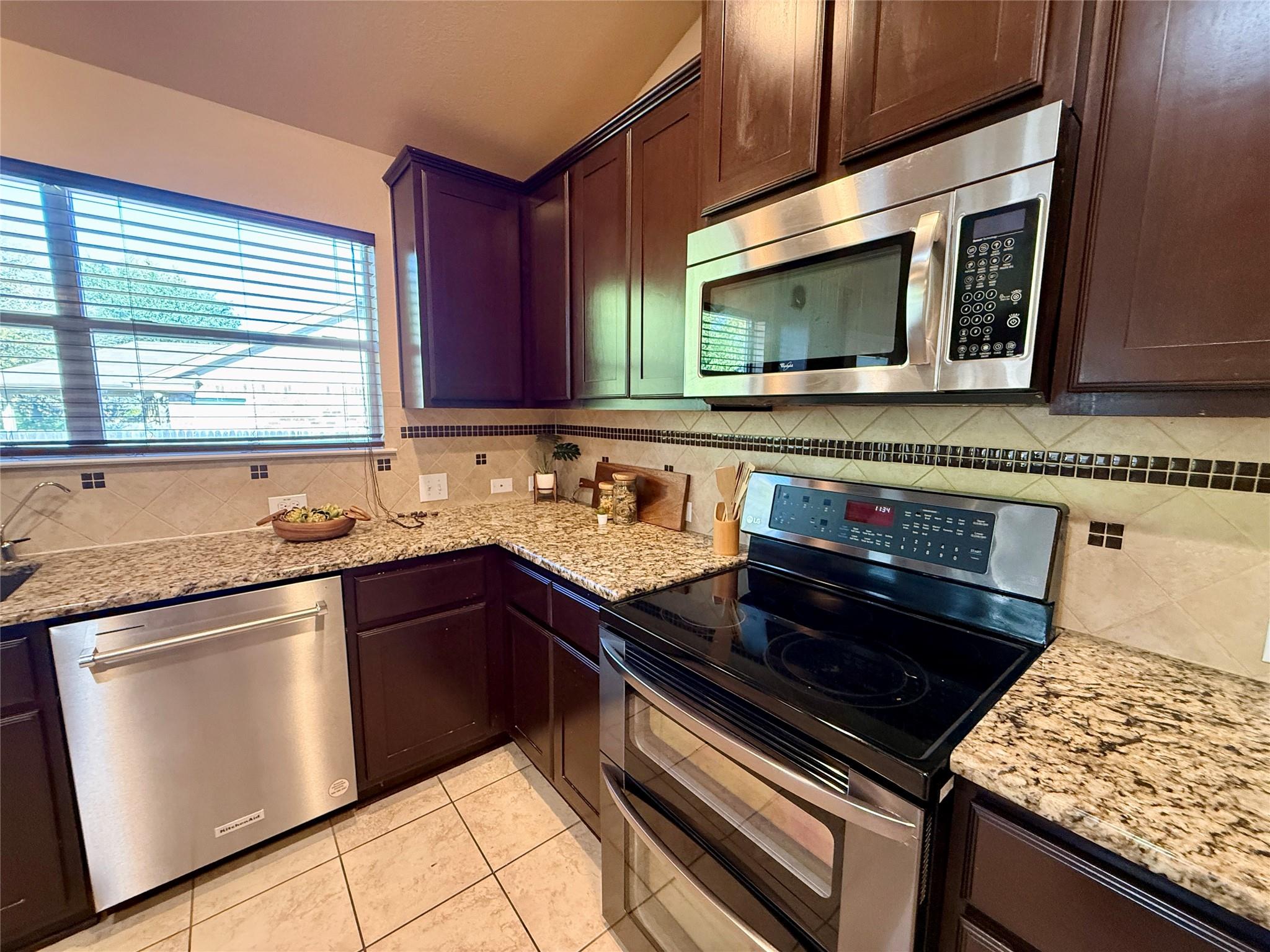 264 Serene Holw, Buda, TX 78610