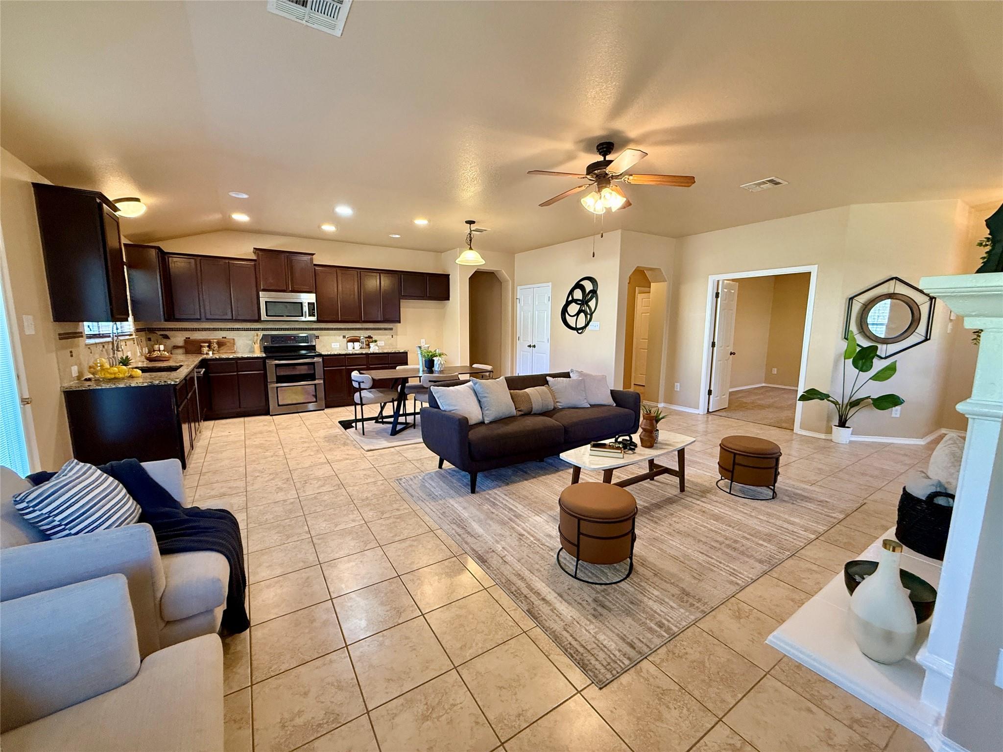 264 Serene Holw, Buda, TX 78610