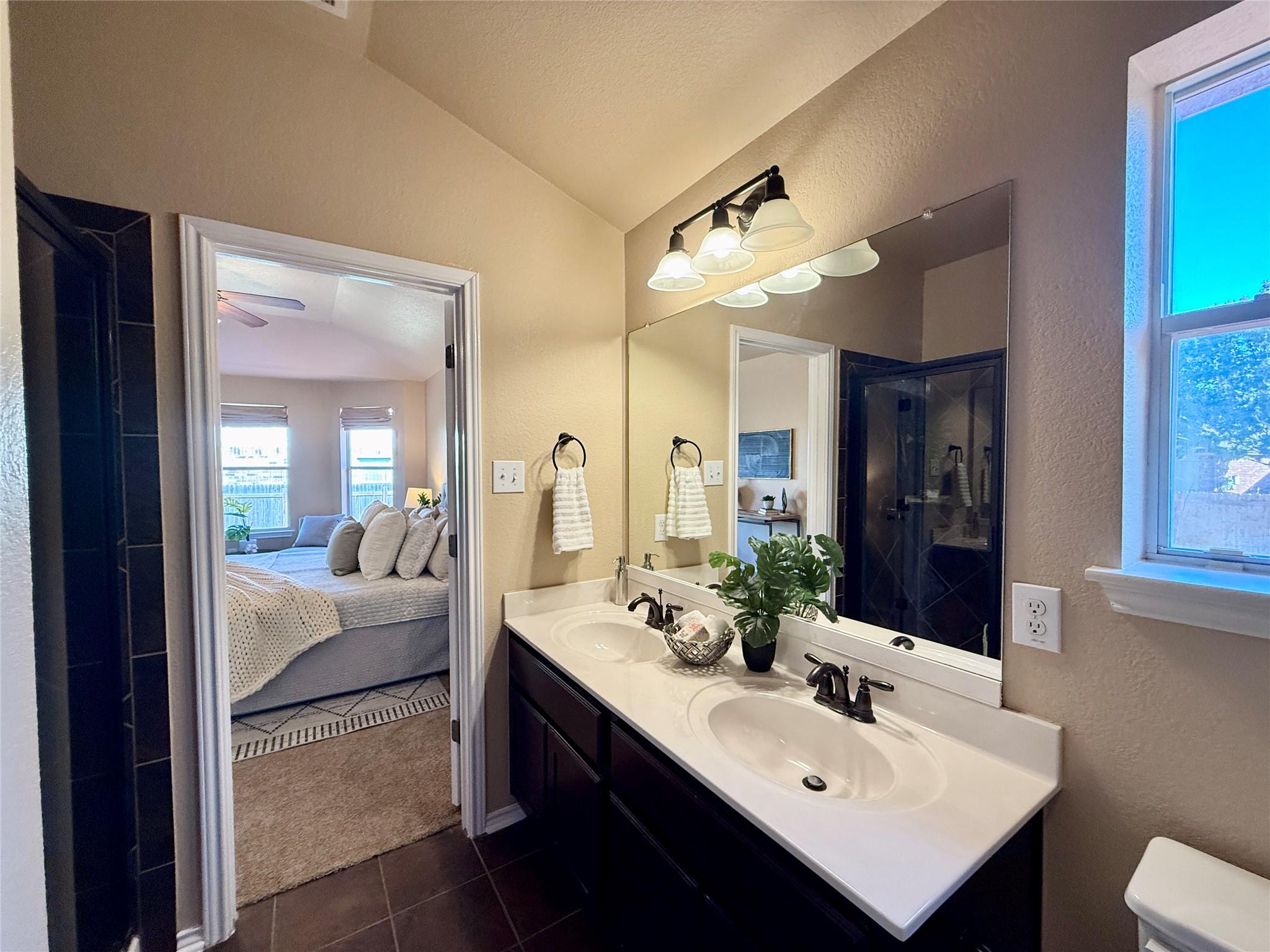 264 Serene Holw, Buda, TX 78610