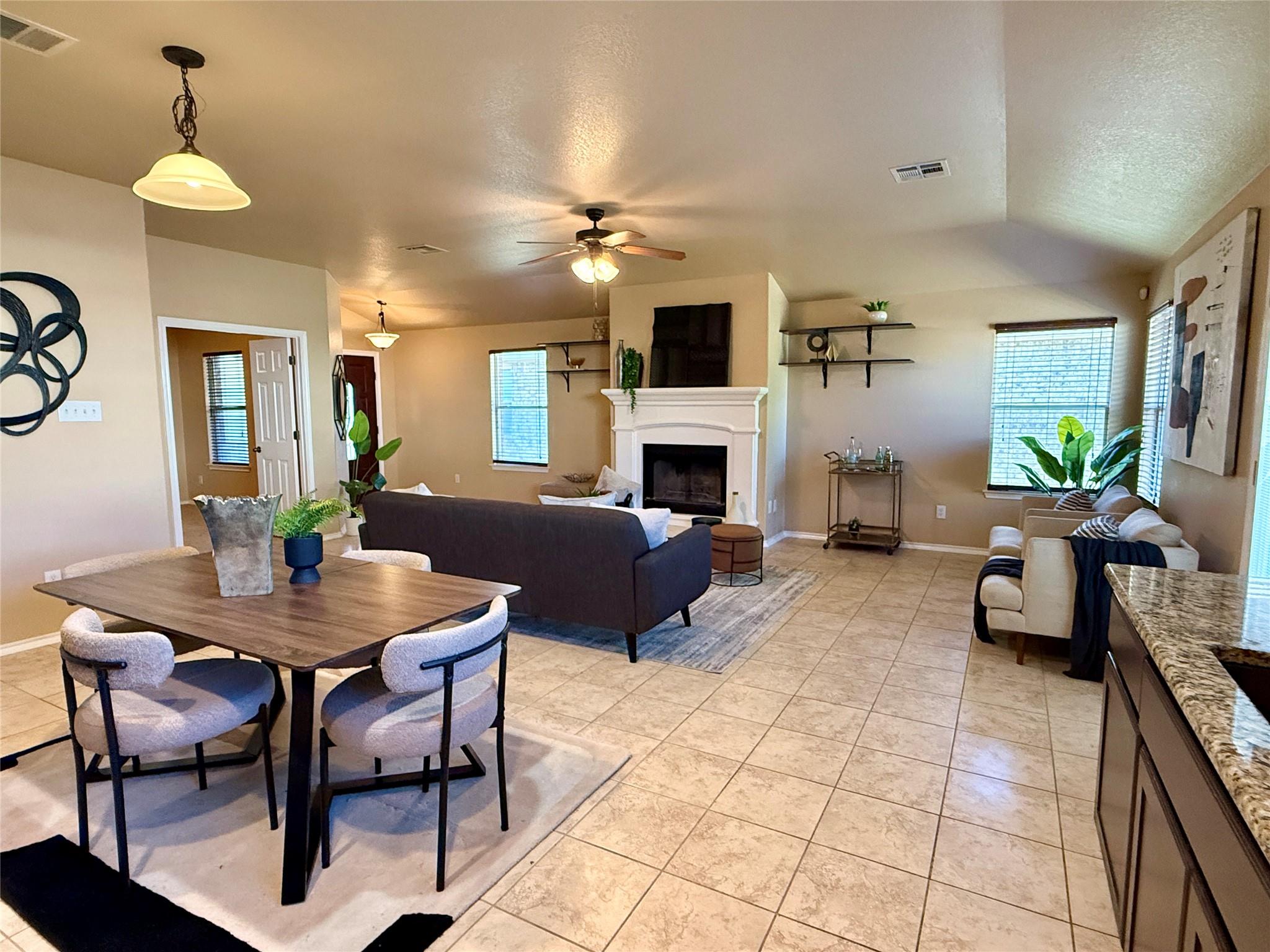 264 Serene Holw, Buda, TX 78610