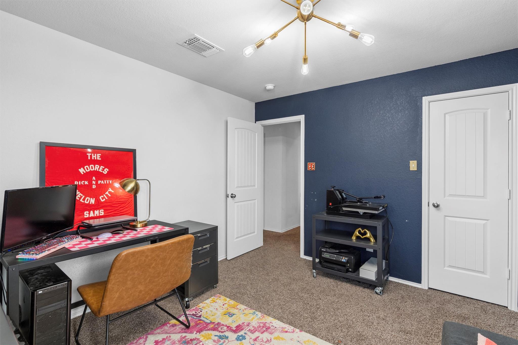 132 Nathaniel Dr, Taylor, TX 76574