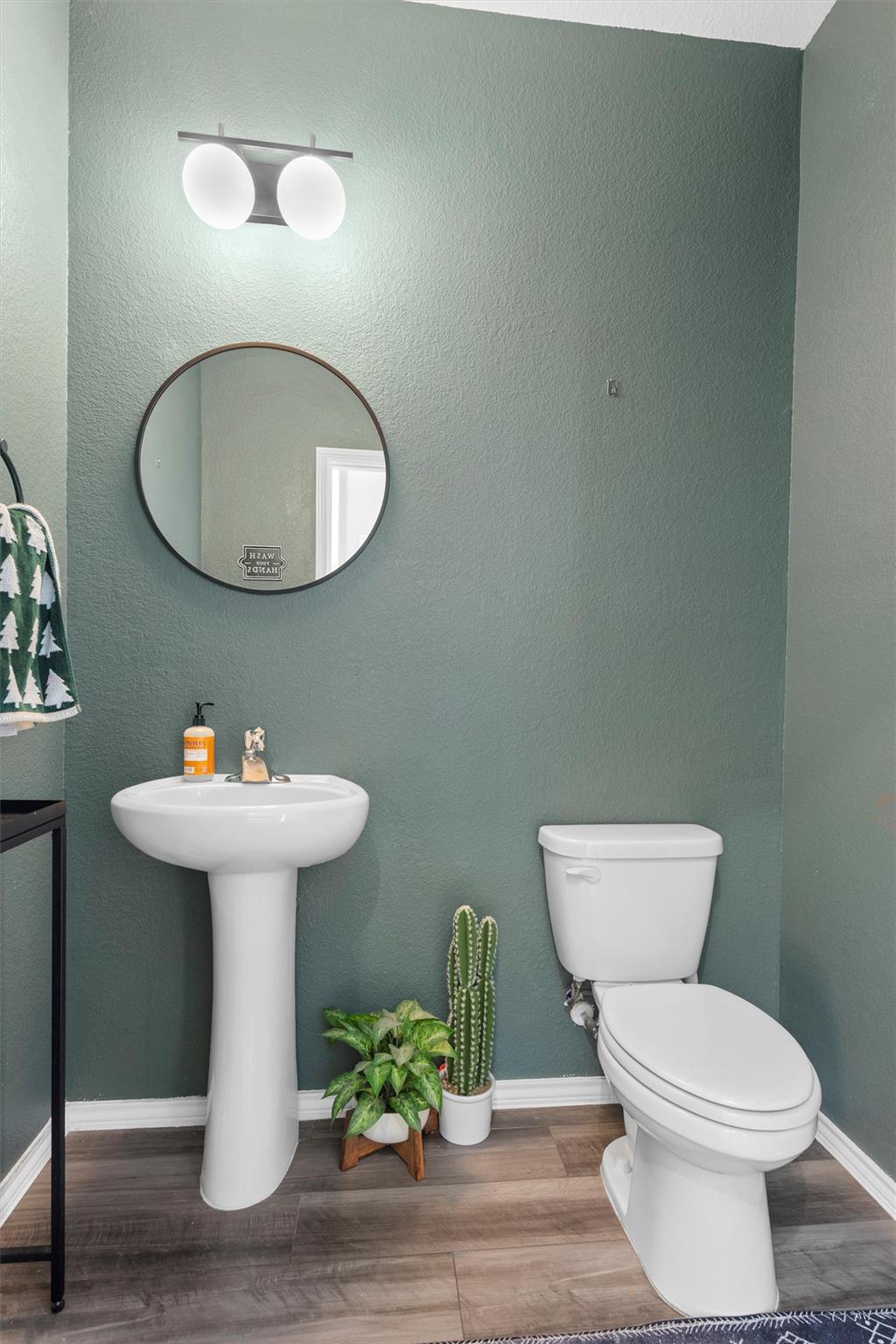 132 Nathaniel Dr, Taylor, TX 76574