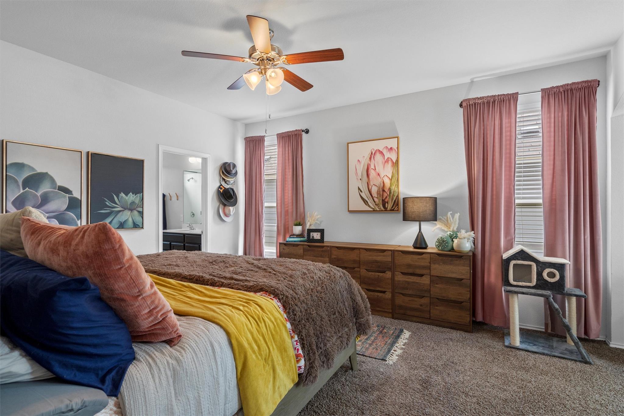 132 Nathaniel Dr, Taylor, TX 76574