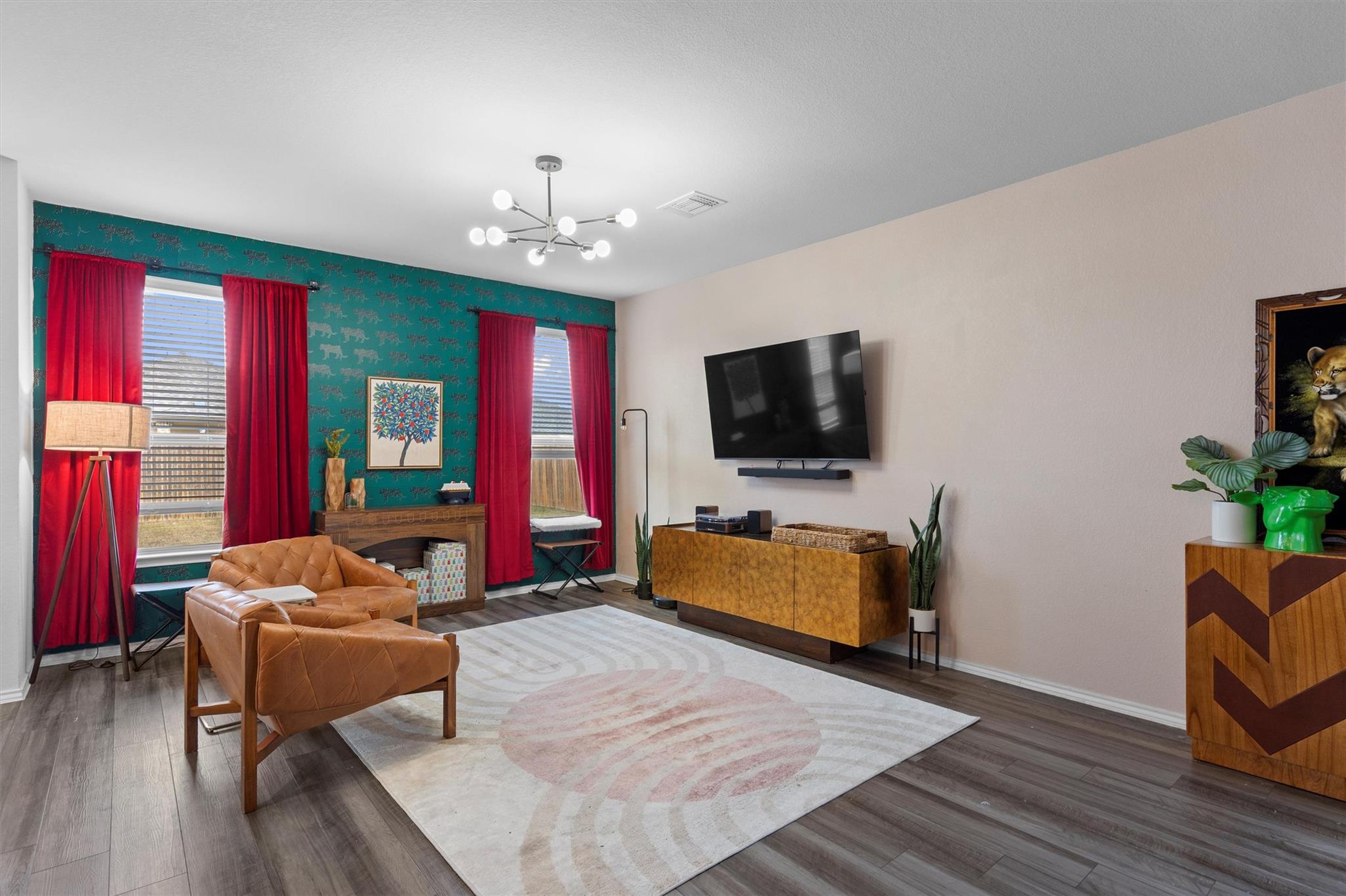 132 Nathaniel Dr, Taylor, TX 76574