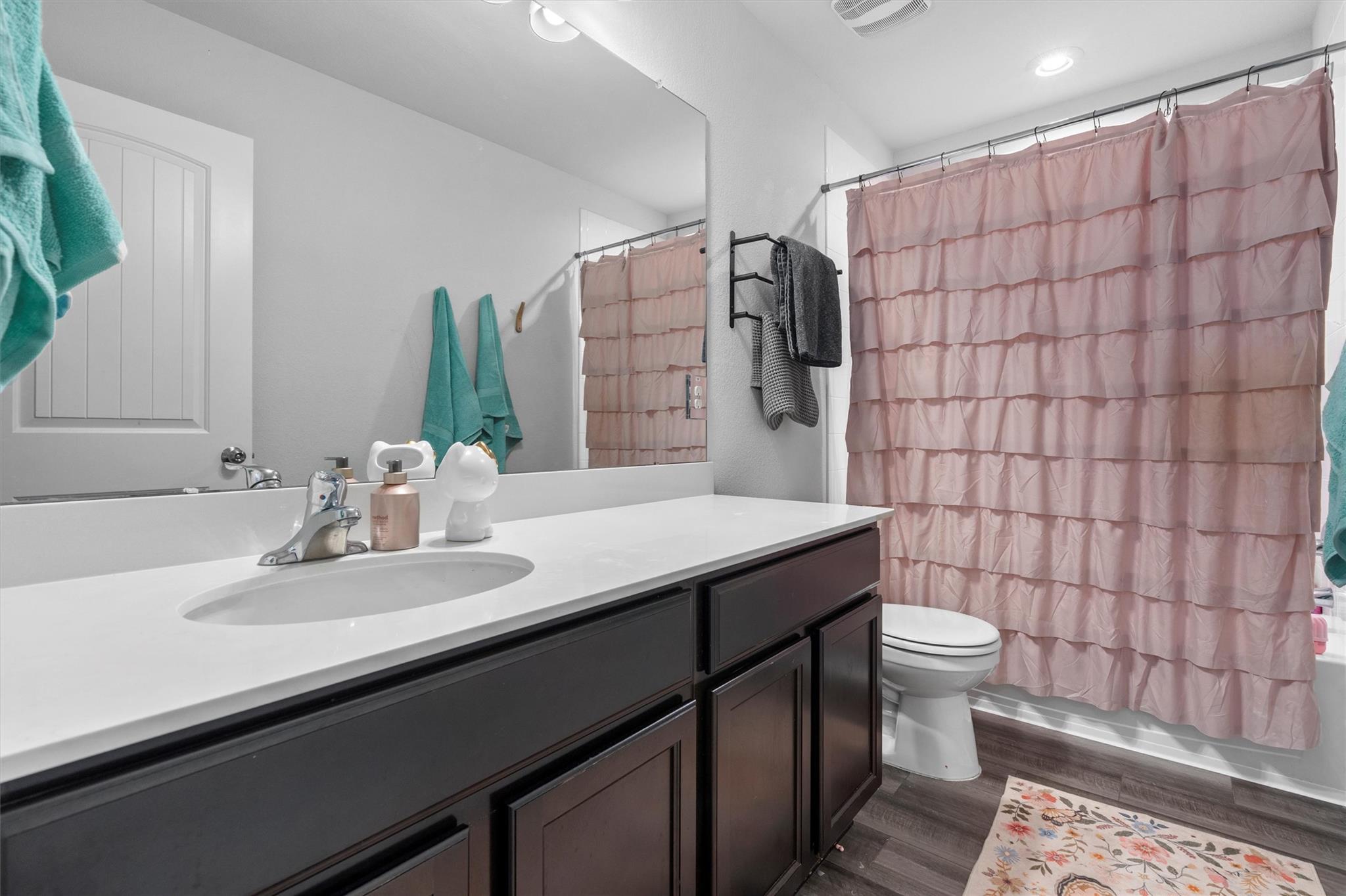 132 Nathaniel Dr, Taylor, TX 76574