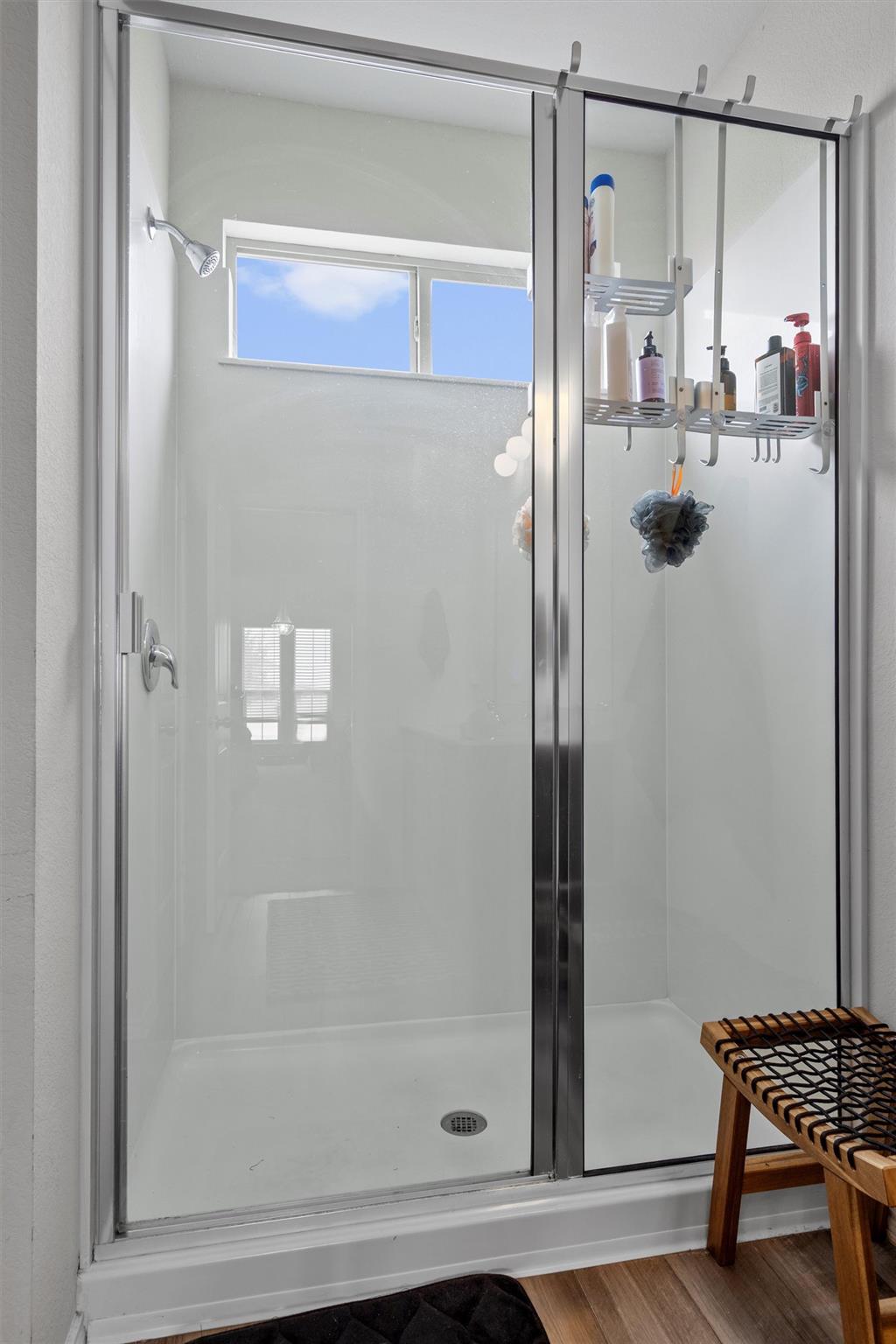 132 Nathaniel Dr, Taylor, TX 76574