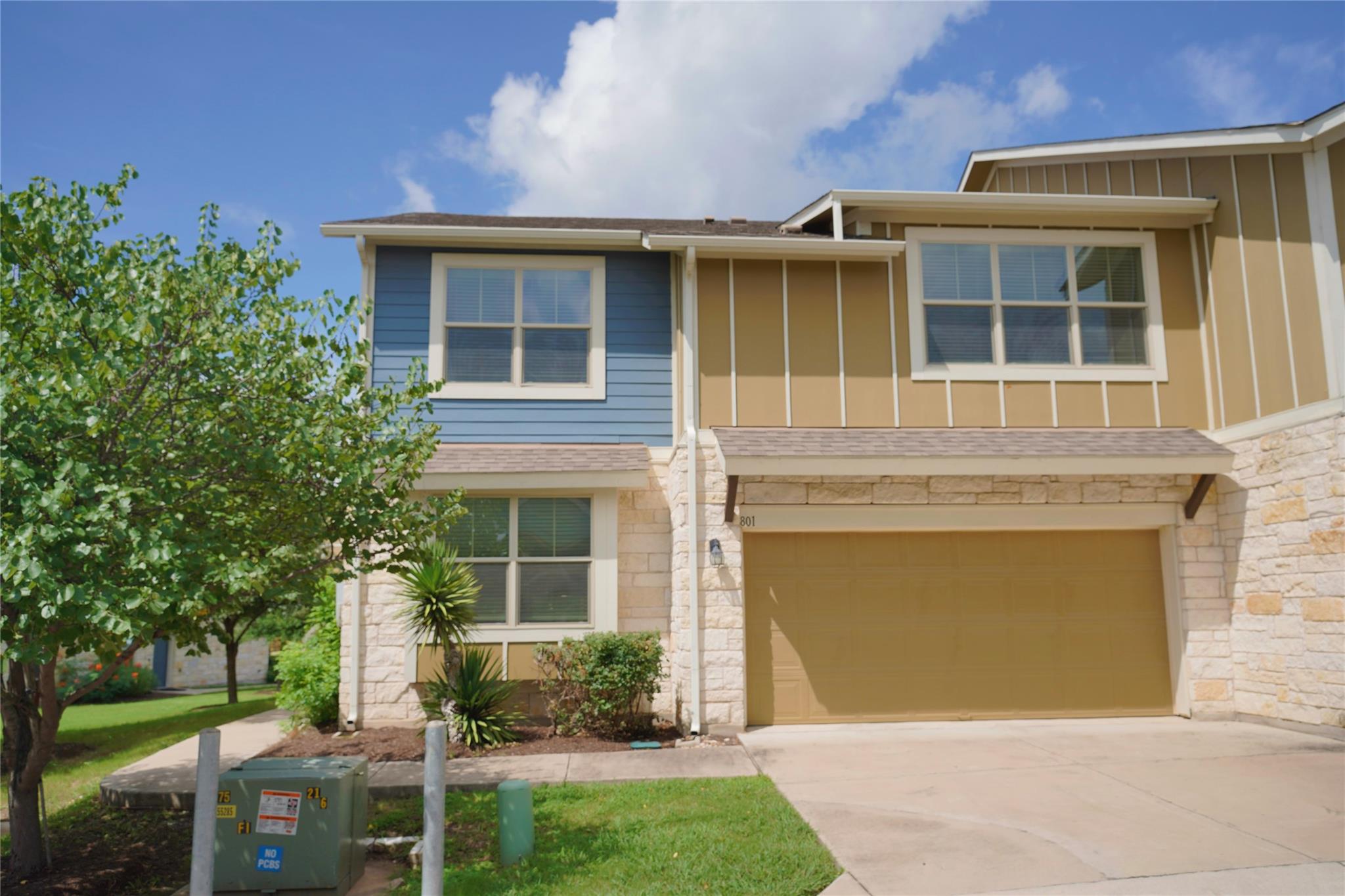 516 E Slaughter Ln # 801, Austin, TX 78744