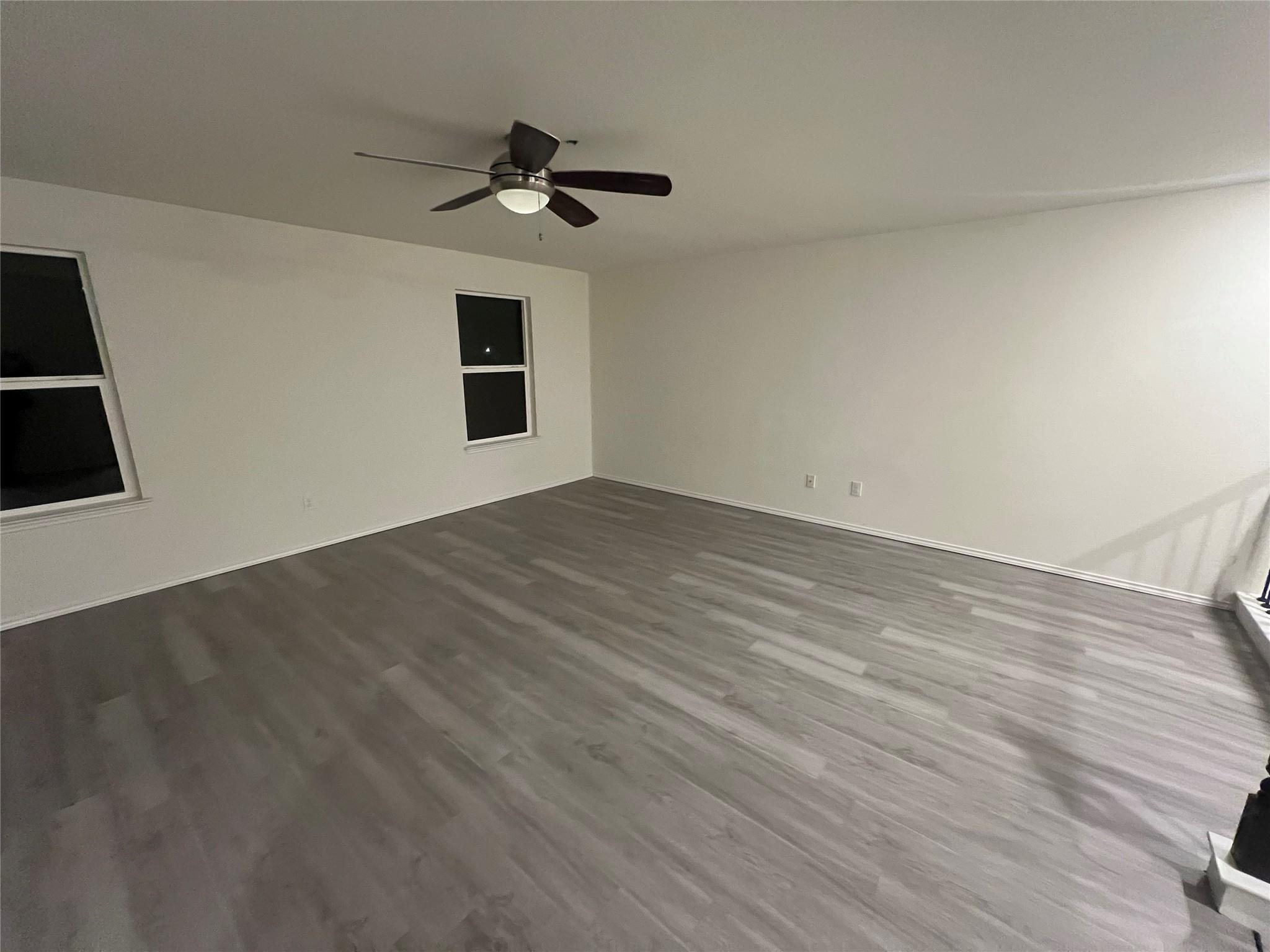 112 W Point Way, Elgin, TX 78621