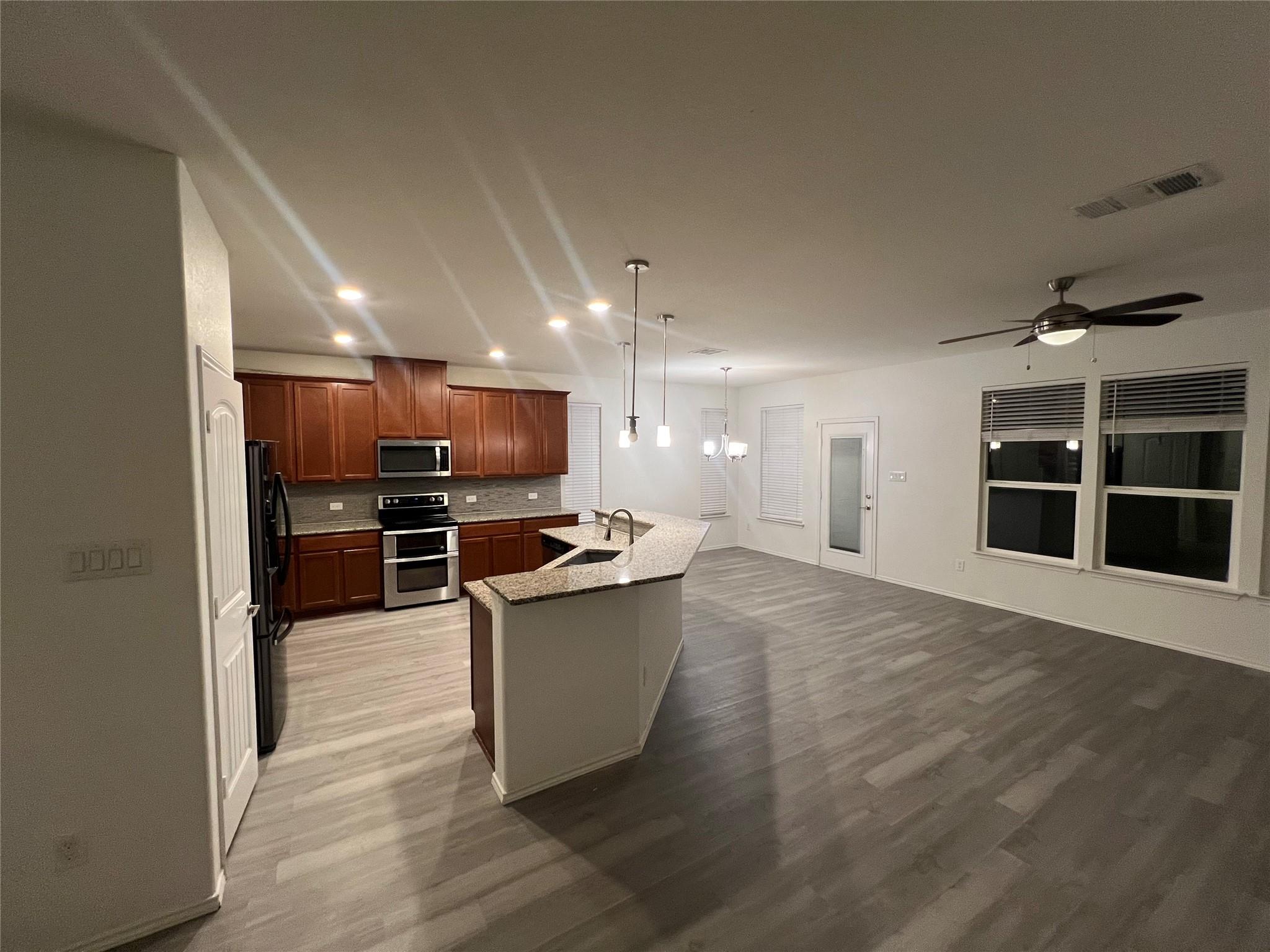 112 W Point Way, Elgin, TX 78621