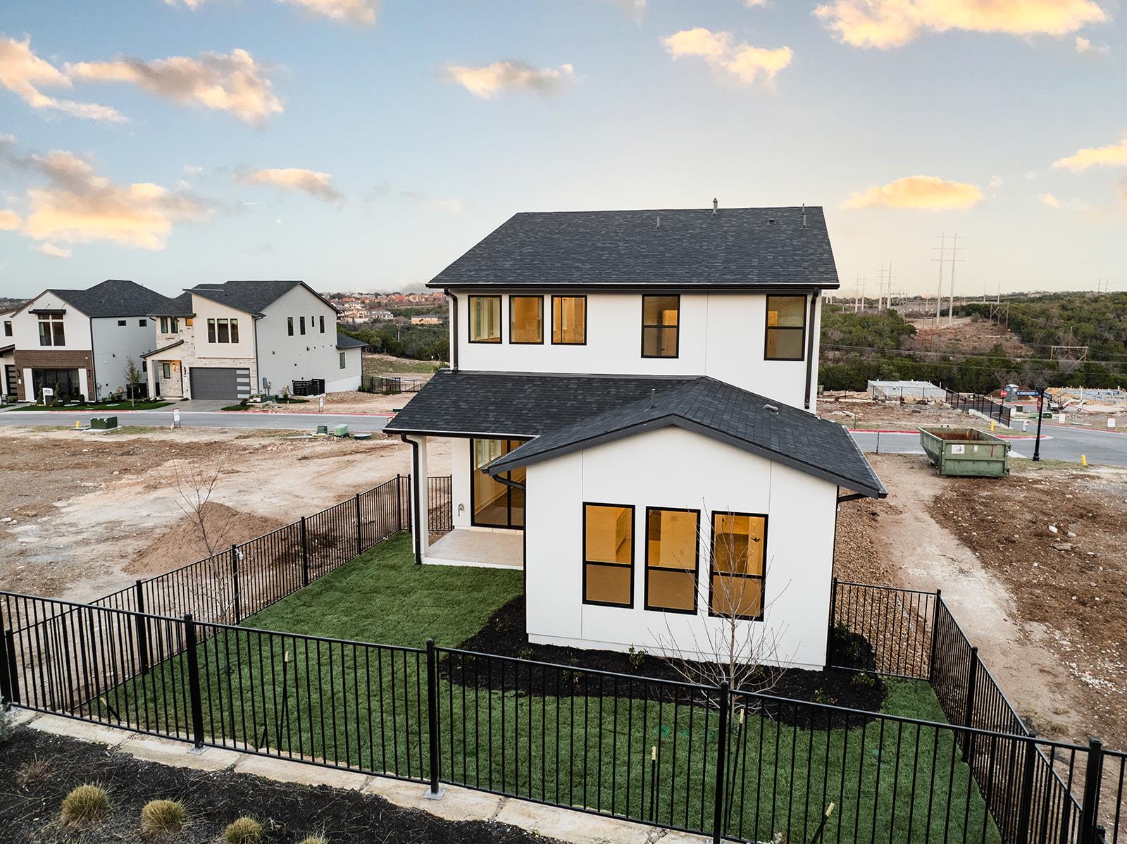 109 Pennybacker Ln, Lakeway, TX 78738