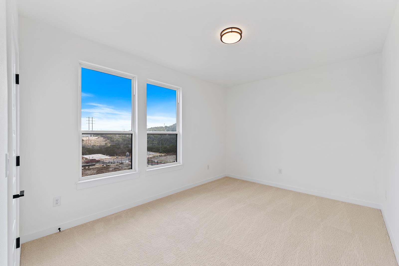 109 Pennybacker Ln, Lakeway, TX 78738