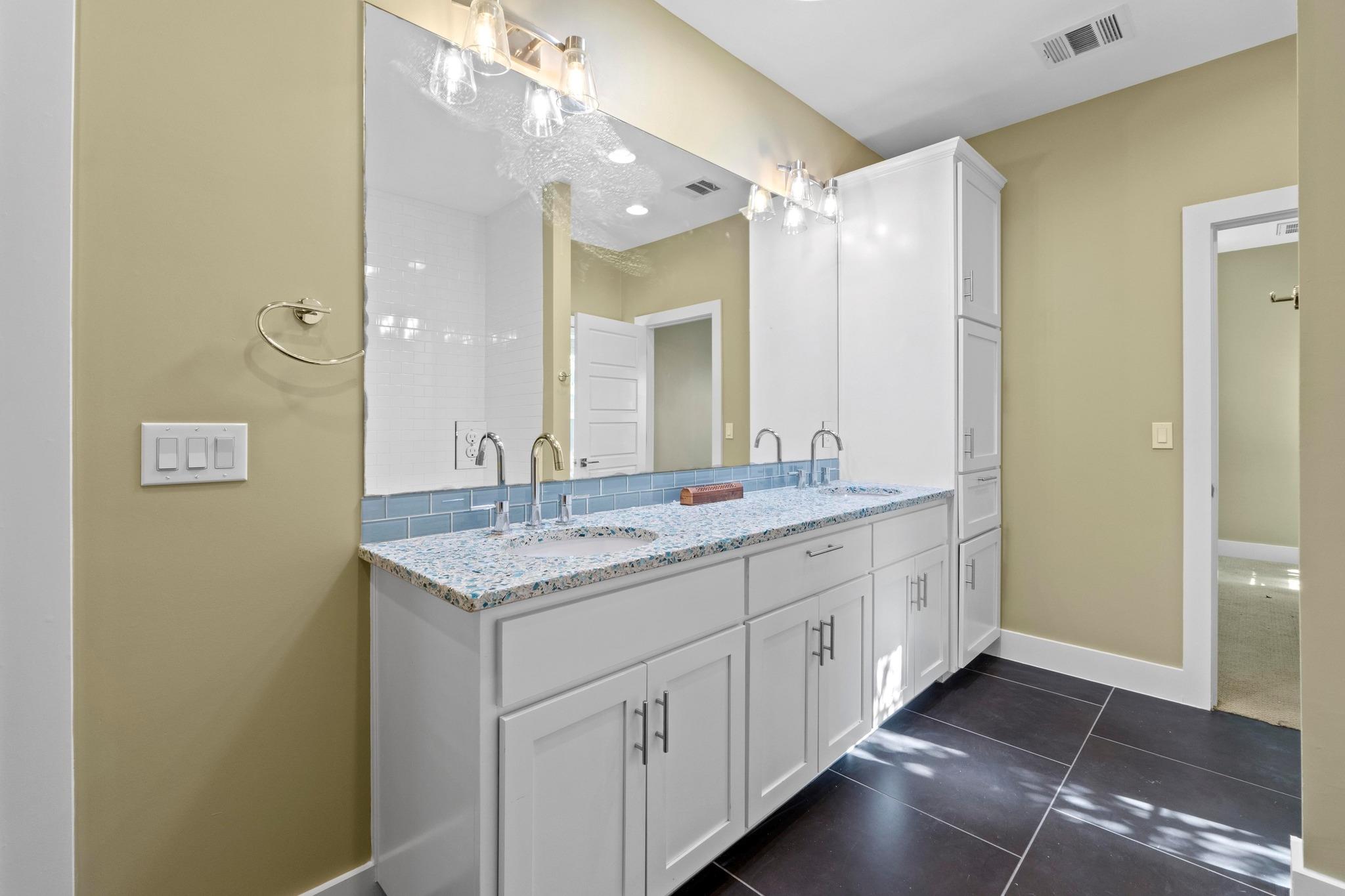 2609 Oakhaven Dr, Austin, TX 78704