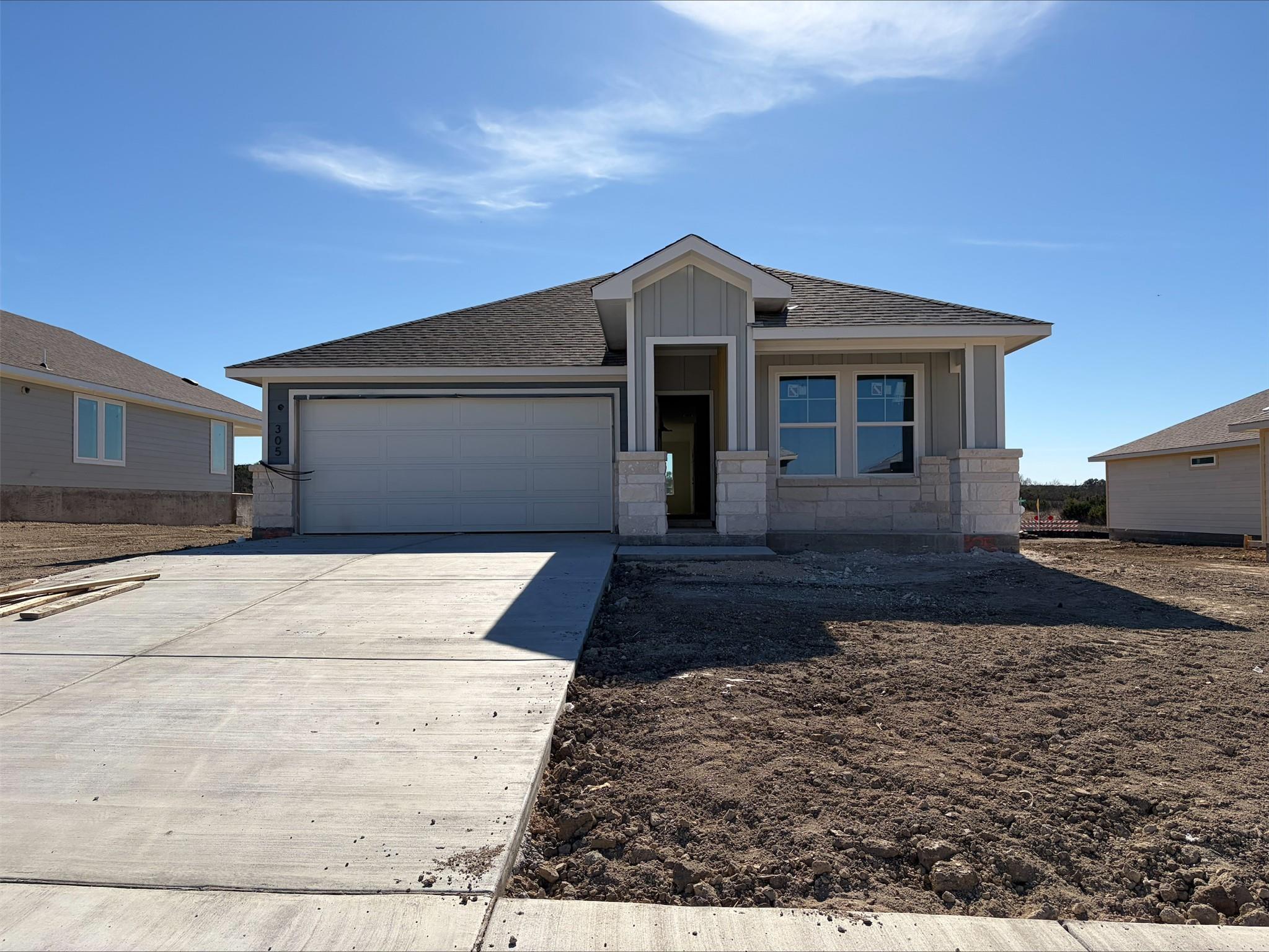 305 Gristmill Rd, Burnet, TX 78611