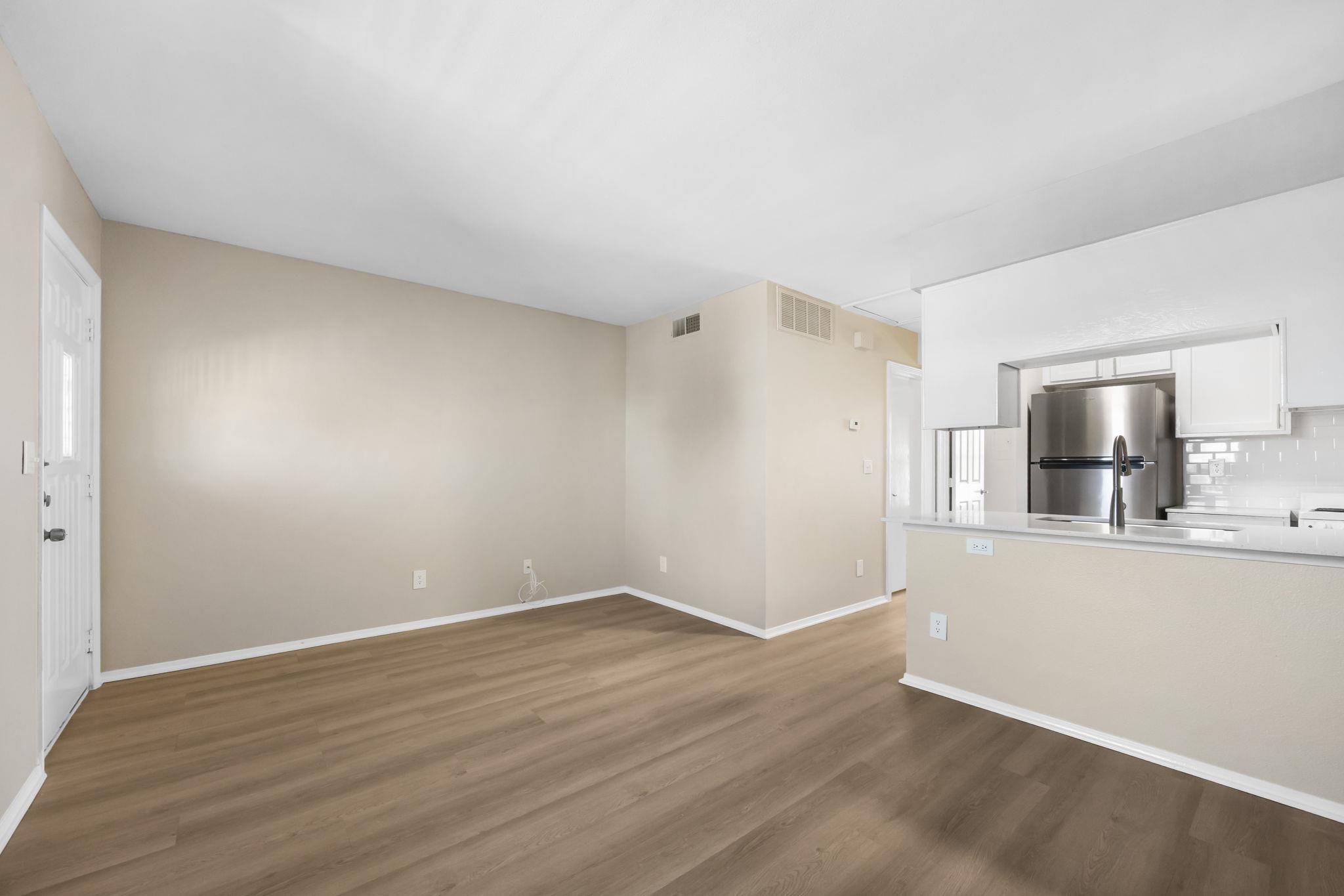 3012 Whisper Oaks Ln # J, Georgetown, TX 78628