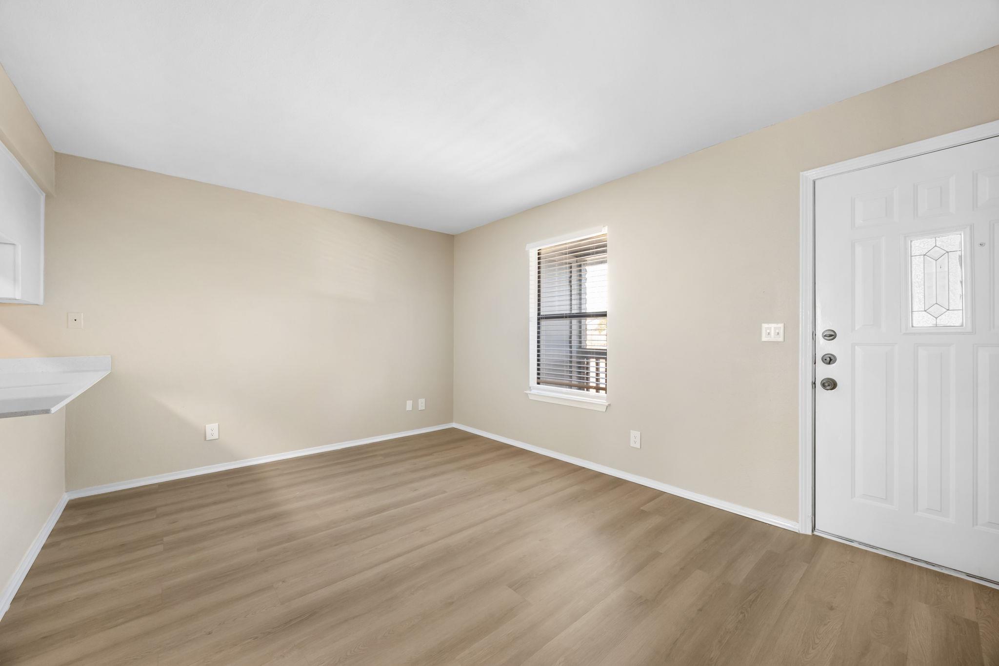 3012 Whisper Oaks Ln # J, Georgetown, TX 78628