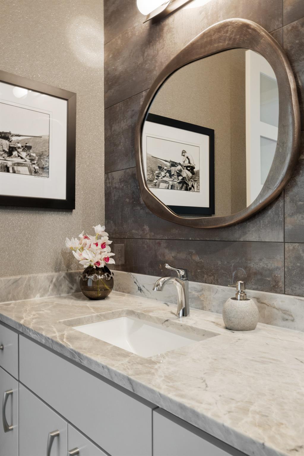 8408 CARRANZO Dr, Austin, TX 78735