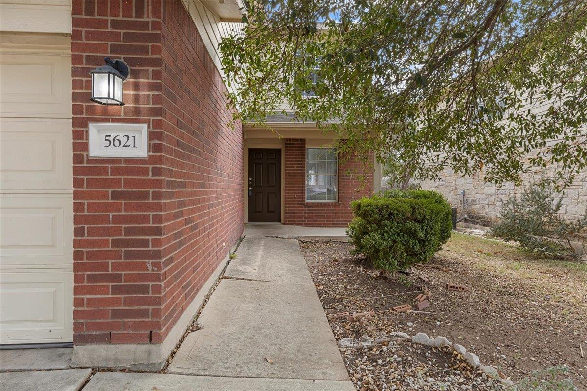 5621 Abby Ann Ln, Austin, TX 78747
