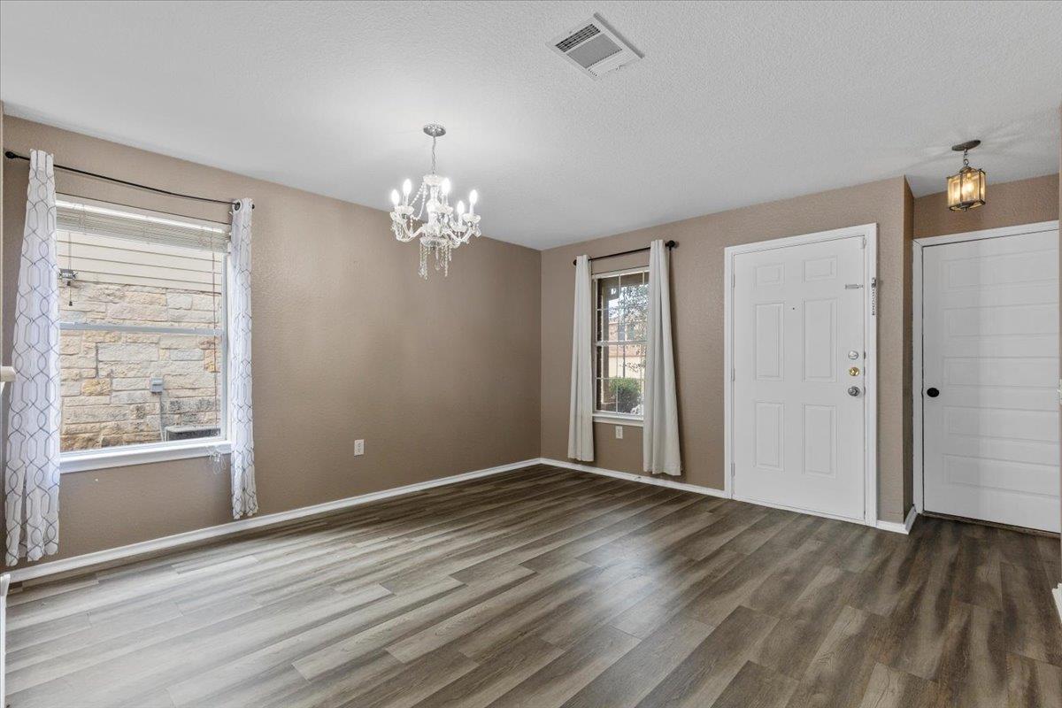 5621 Abby Ann Ln, Austin, TX 78747