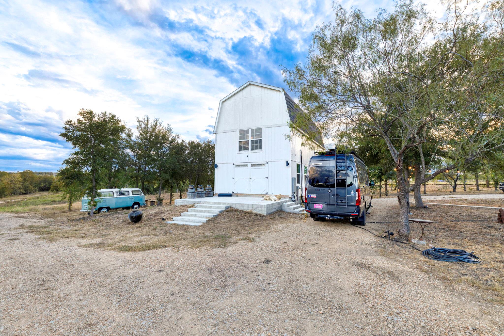 1501 Boggy Creek Rd, Lockhart, TX 78644