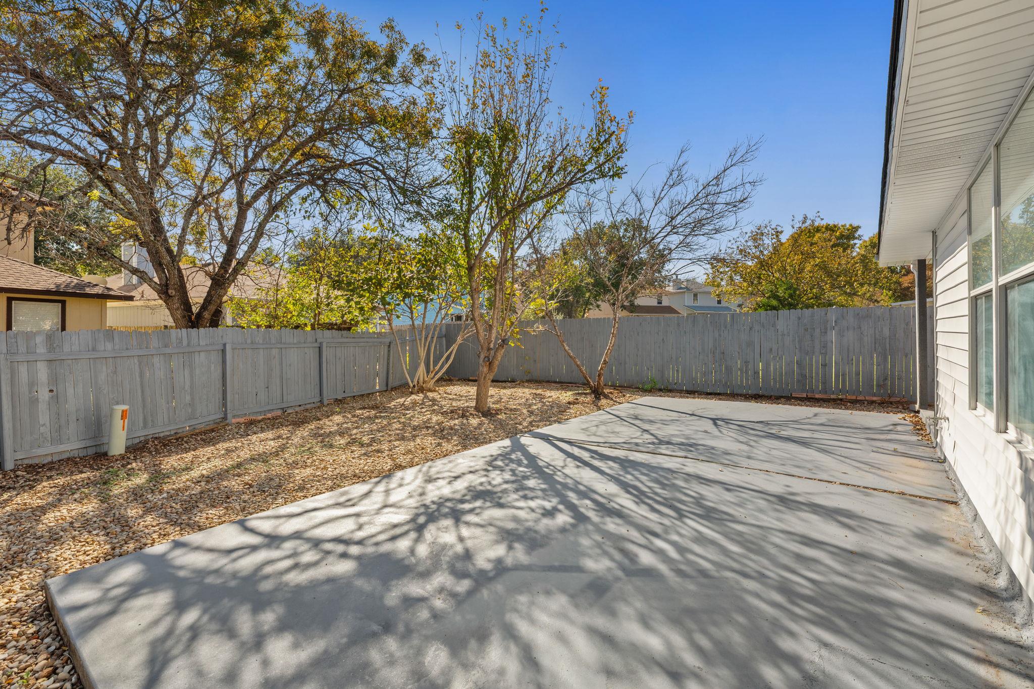 2127 Redwing Way, Round Rock, TX 78664