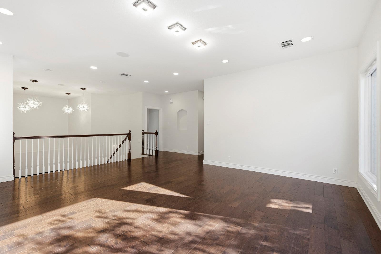 1213 Grosvener Ct, Austin, TX 78746