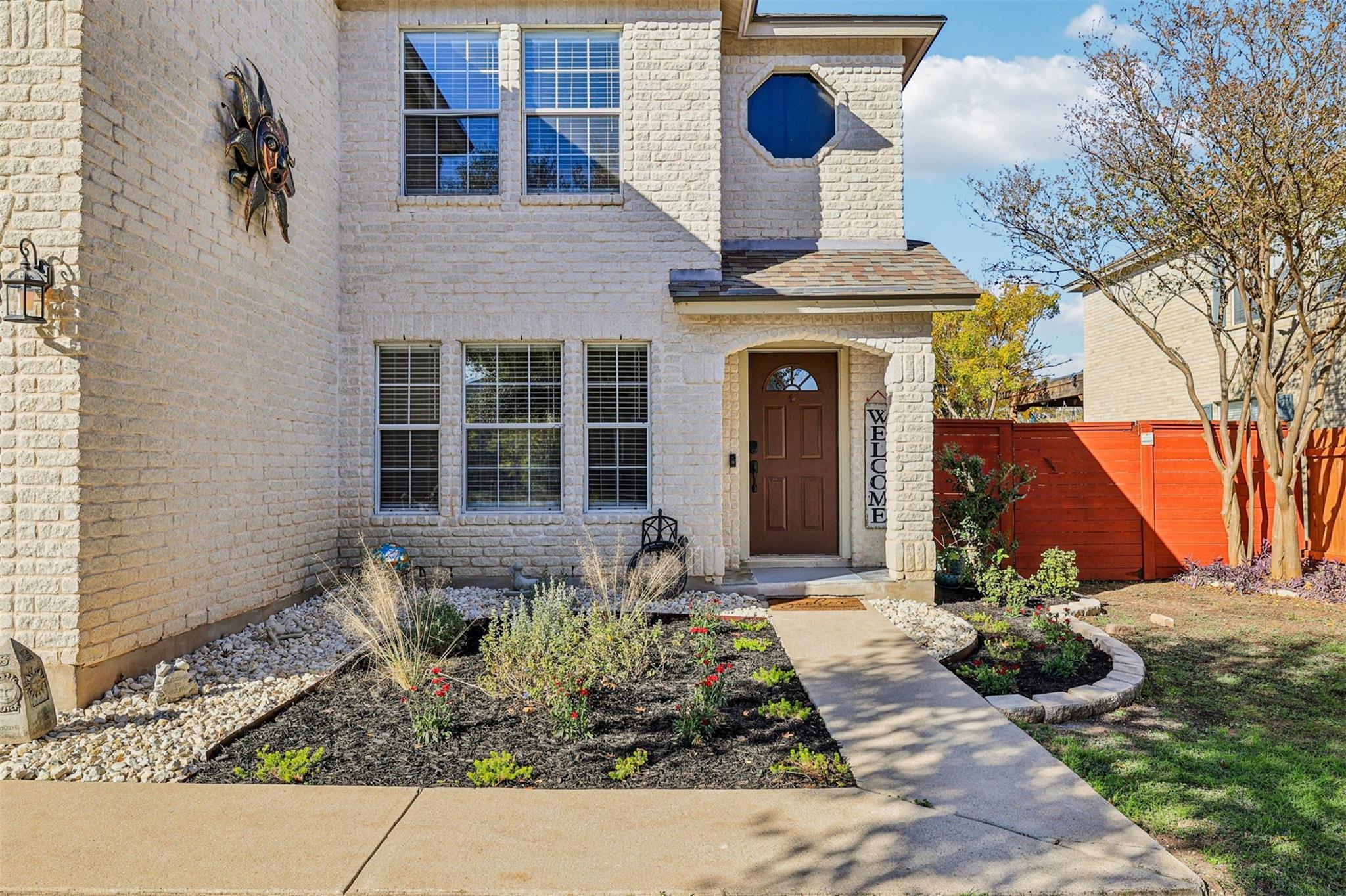 1803 Candlelight Dr, Leander, TX 78641