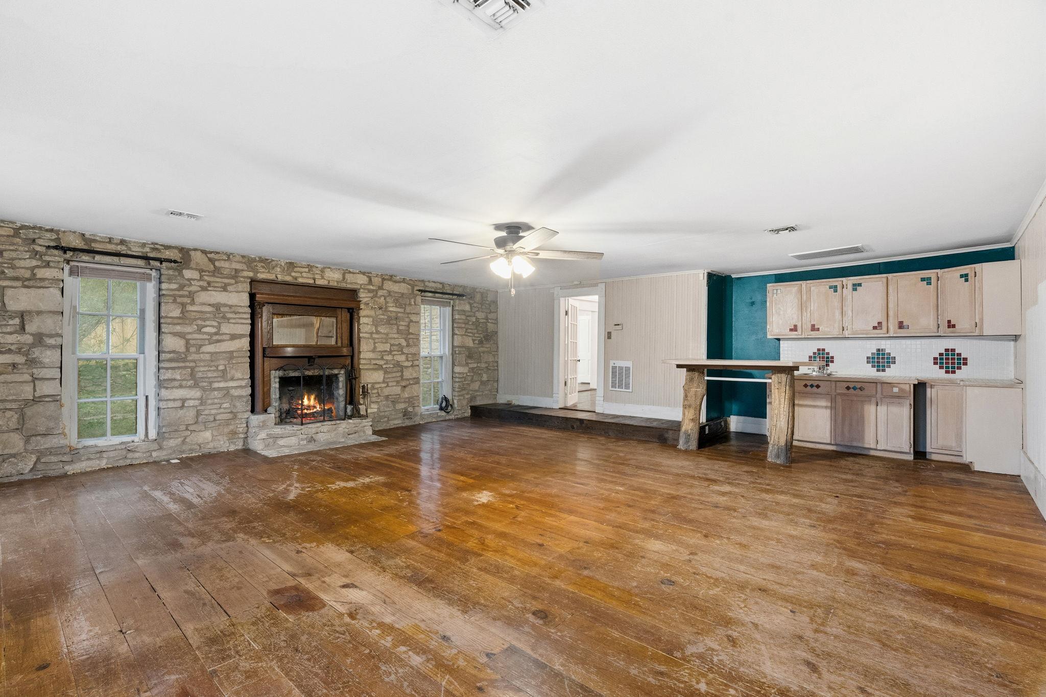 3217 32, San Marcos, TX 78666