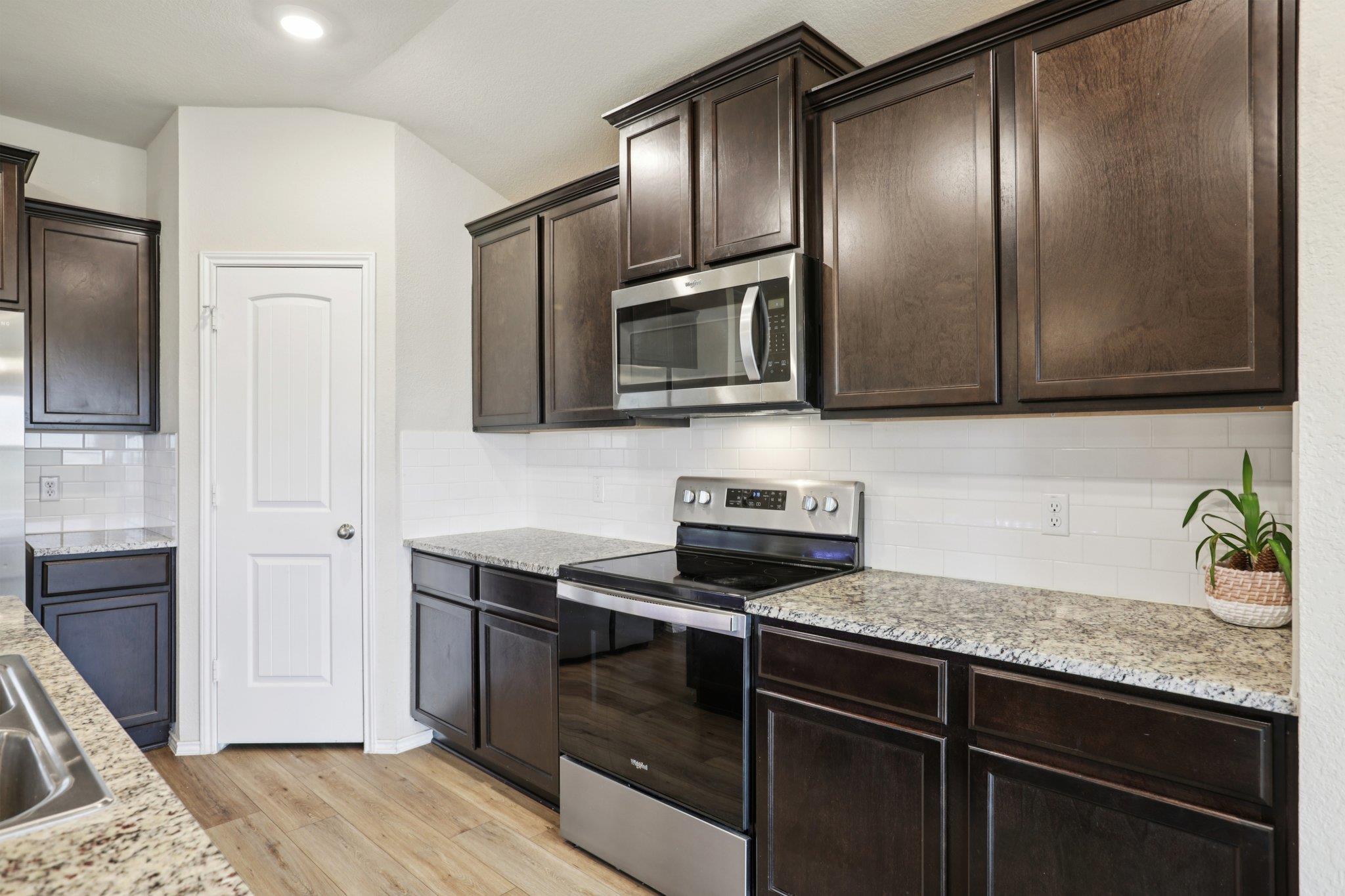 117 Break Ave, Taylor, TX 76574