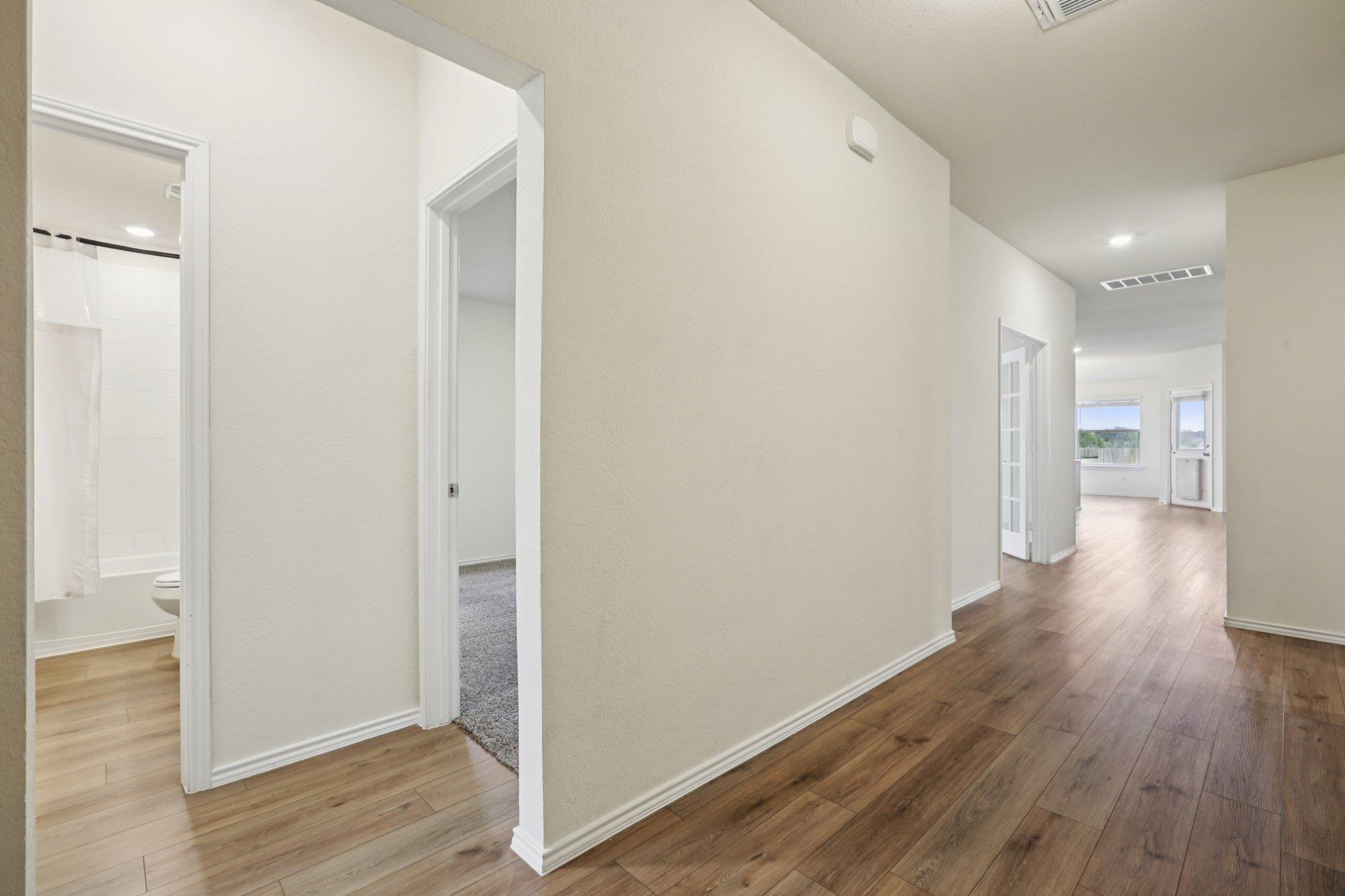 117 Break Ave, Taylor, TX 76574