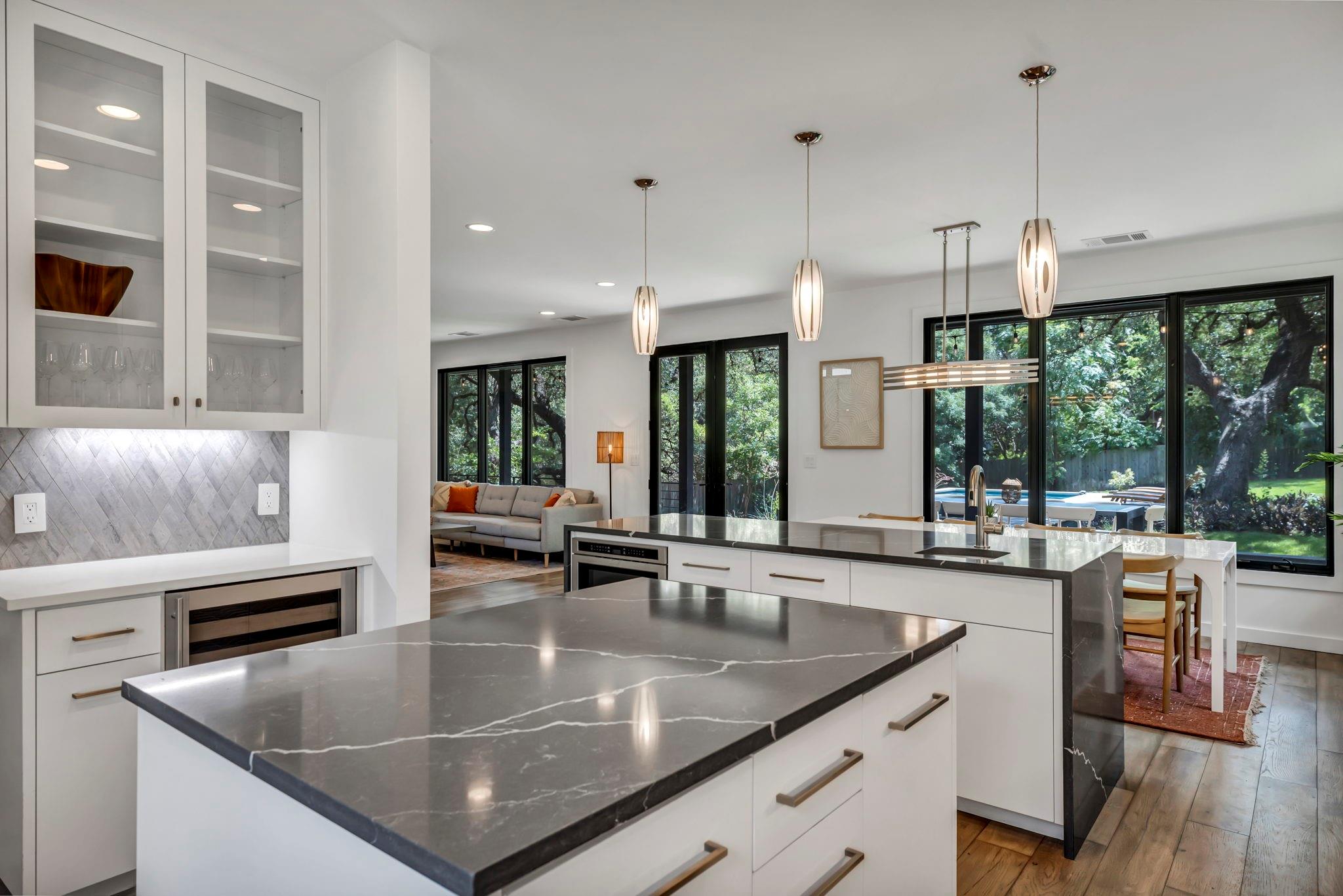 613 Terrell Hill Dr, Austin, TX 78704