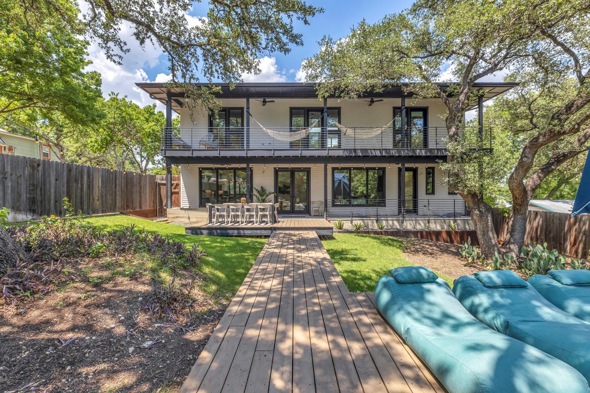 613 Terrell Hill Dr, Austin, TX 78704