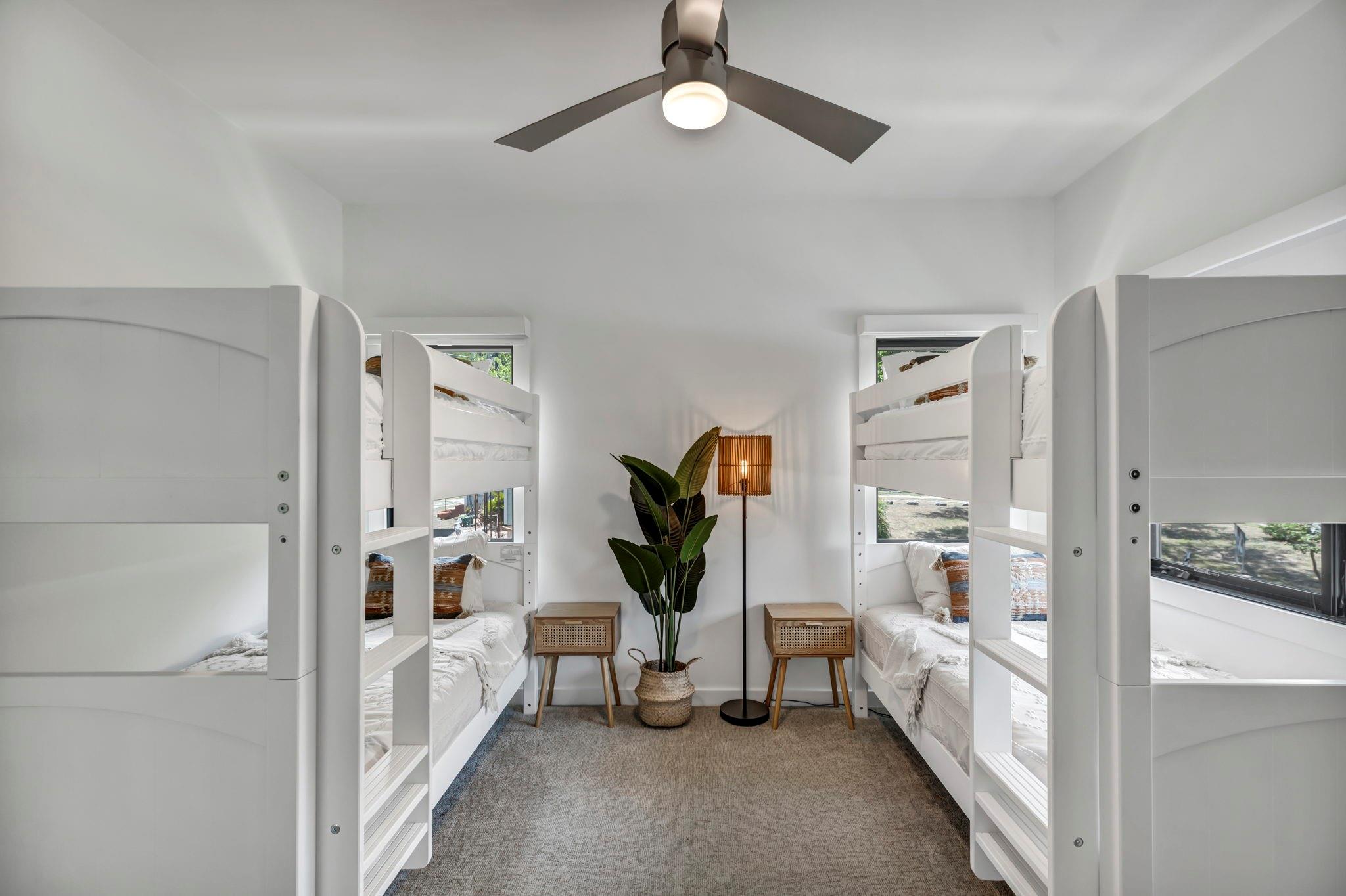 613 Terrell Hill Dr, Austin, TX 78704