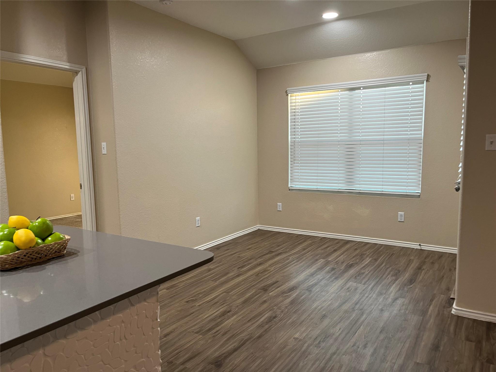 104 Granville Ct, Jarrell, TX 76537