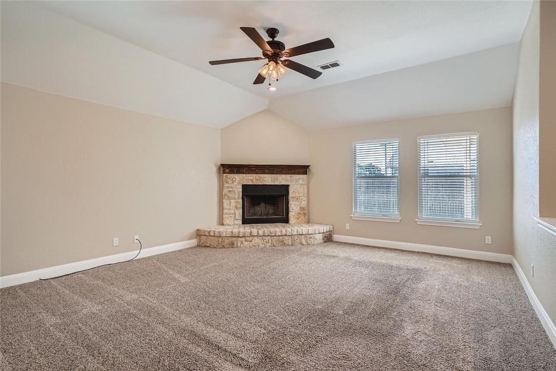 912 Tabernash Dr, Leander, TX 78641